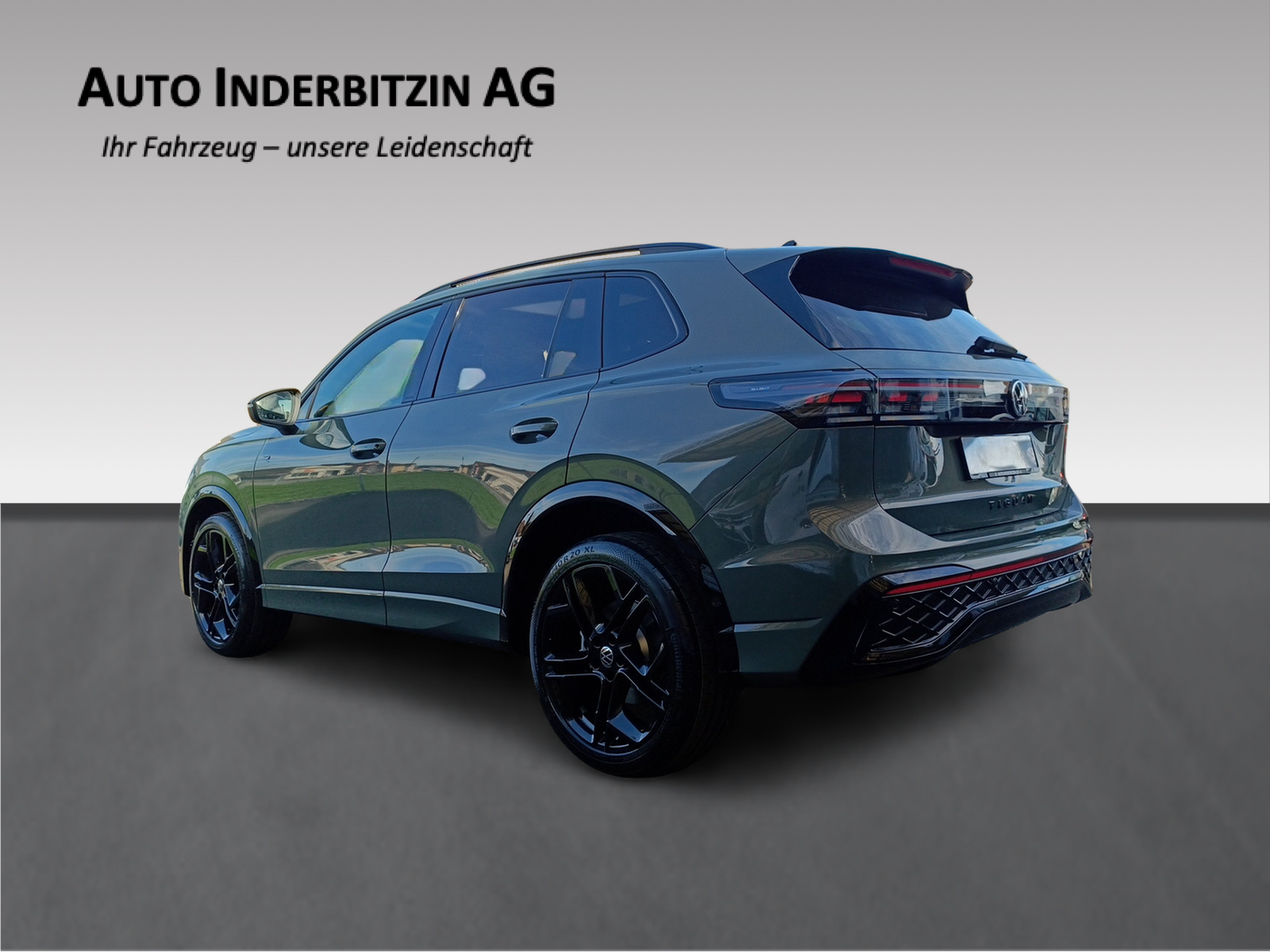 VW Tiguan 2.0 TSI DSG R-Line 4Motion-image-4