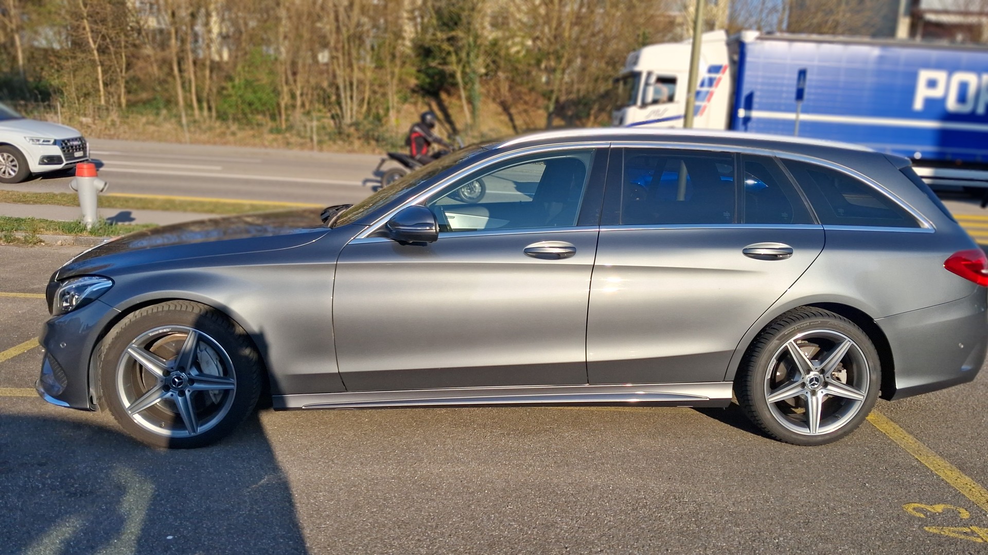 MERCEDES-BENZ C 250 d Swiss Star AMG Line 4Matic 9G-Tronic-image-5