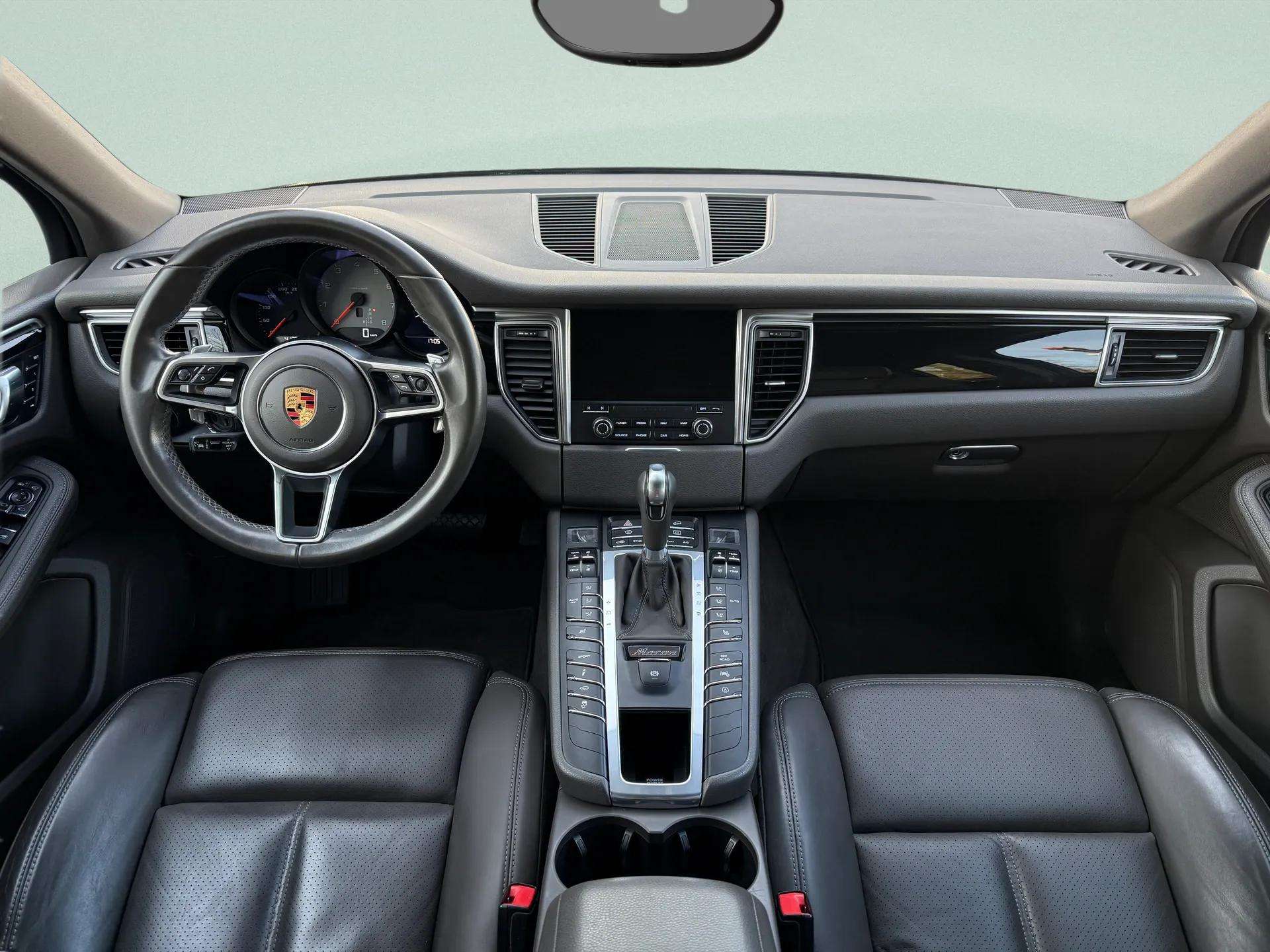 PORSCHE Macan S PDK-image-13