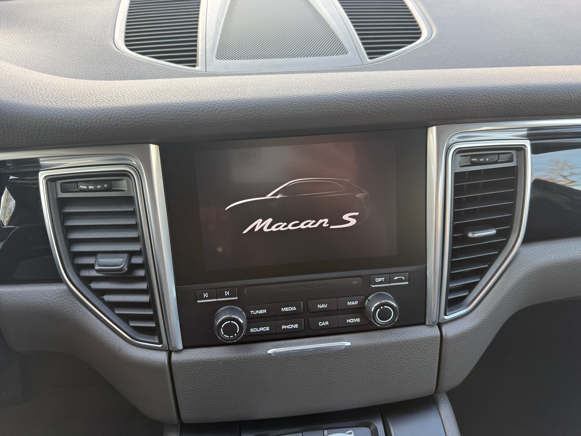 PORSCHE Macan S PDK-image-14