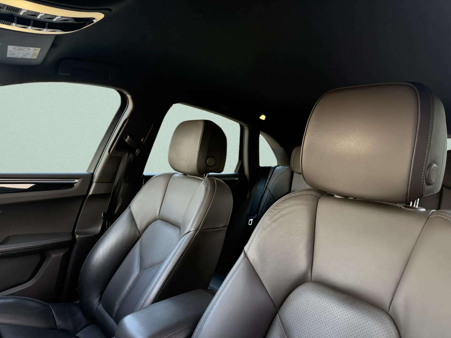 PORSCHE Macan S PDK-image-11