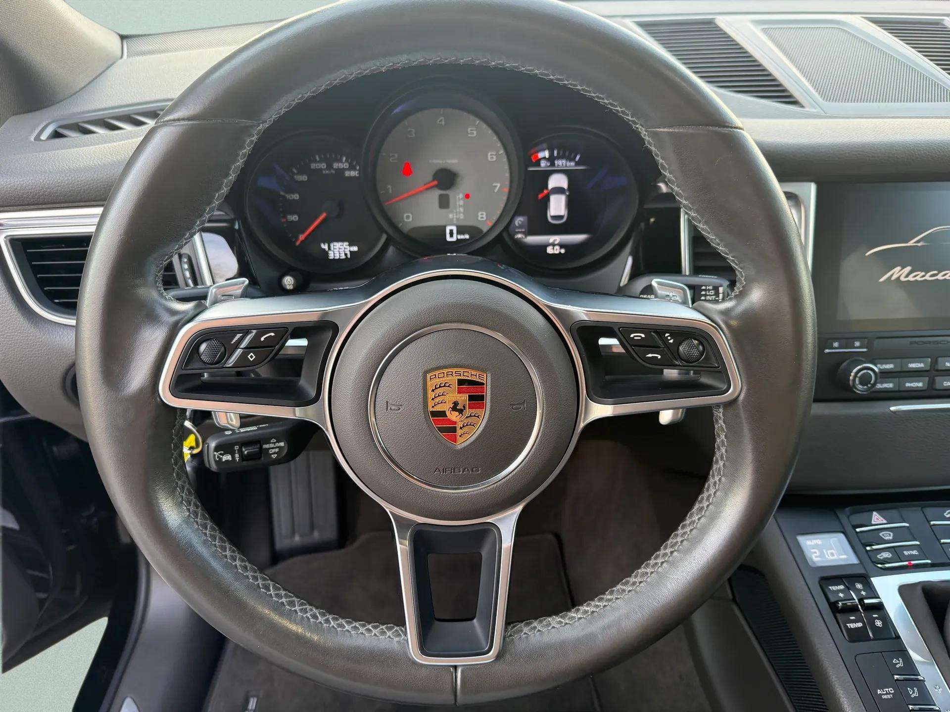 PORSCHE Macan S PDK-image-16