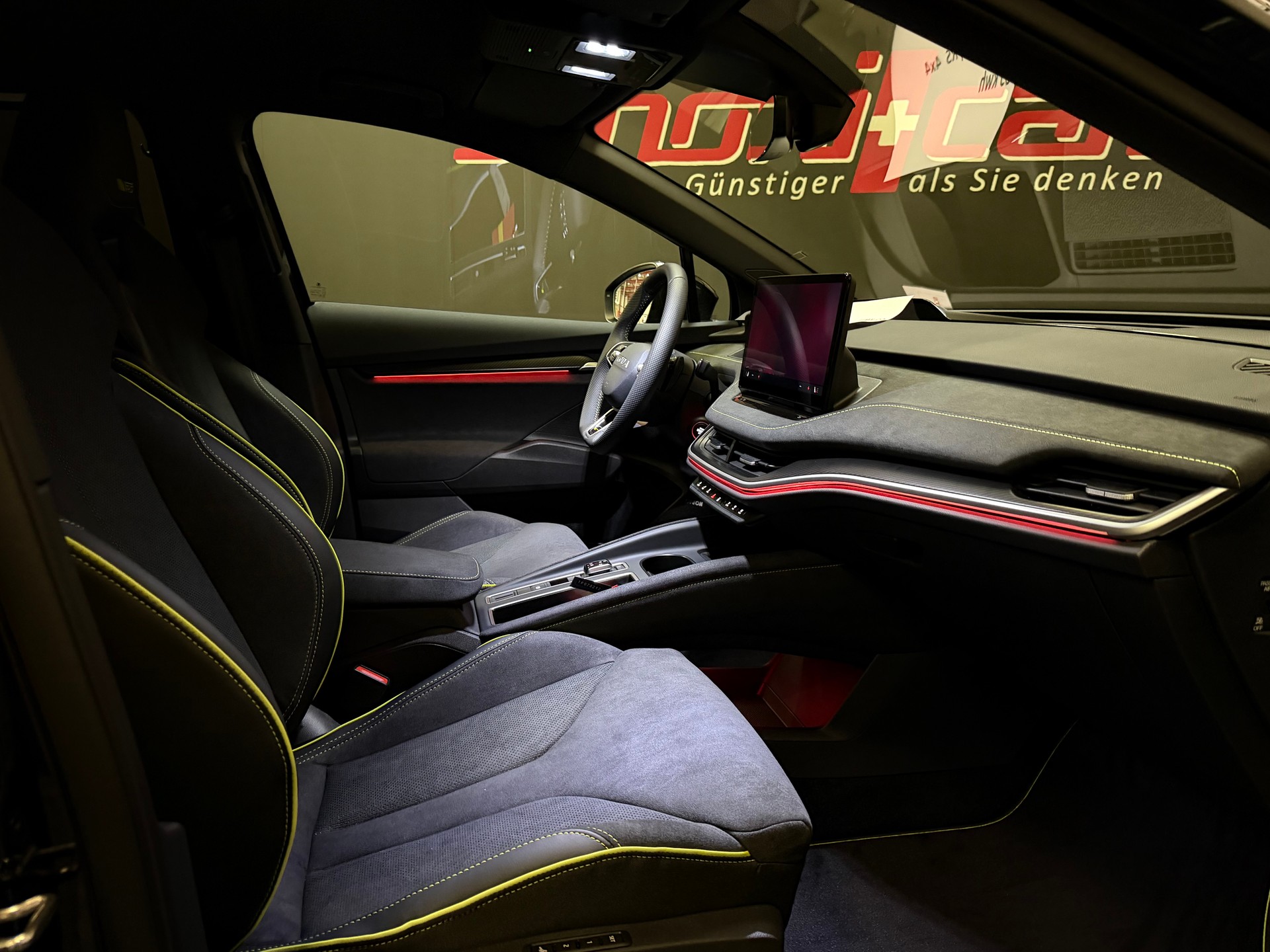 SKODA Elroq 85 RS 4x4-image-15