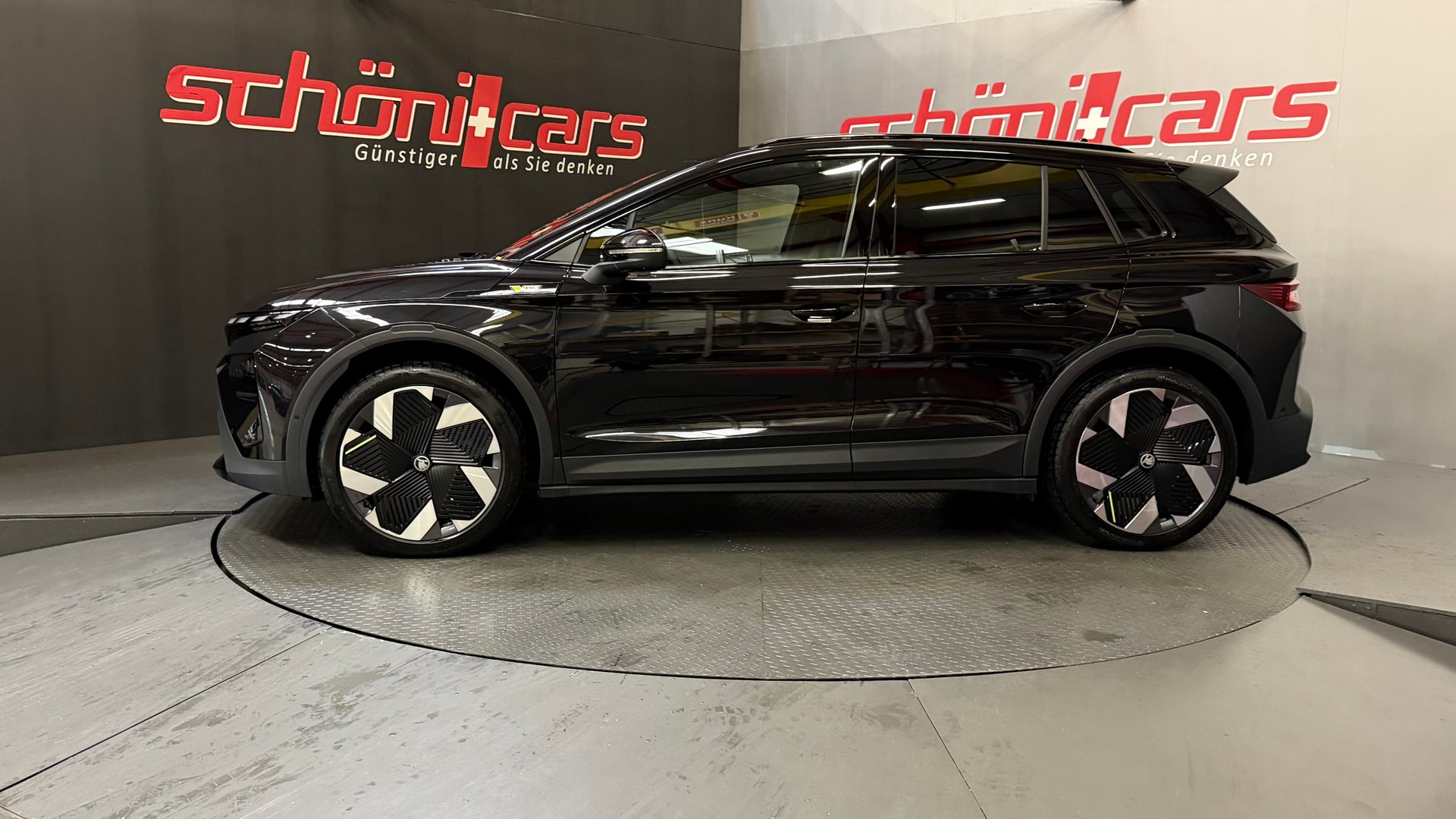 SKODA Elroq 85 RS 4x4-image-2