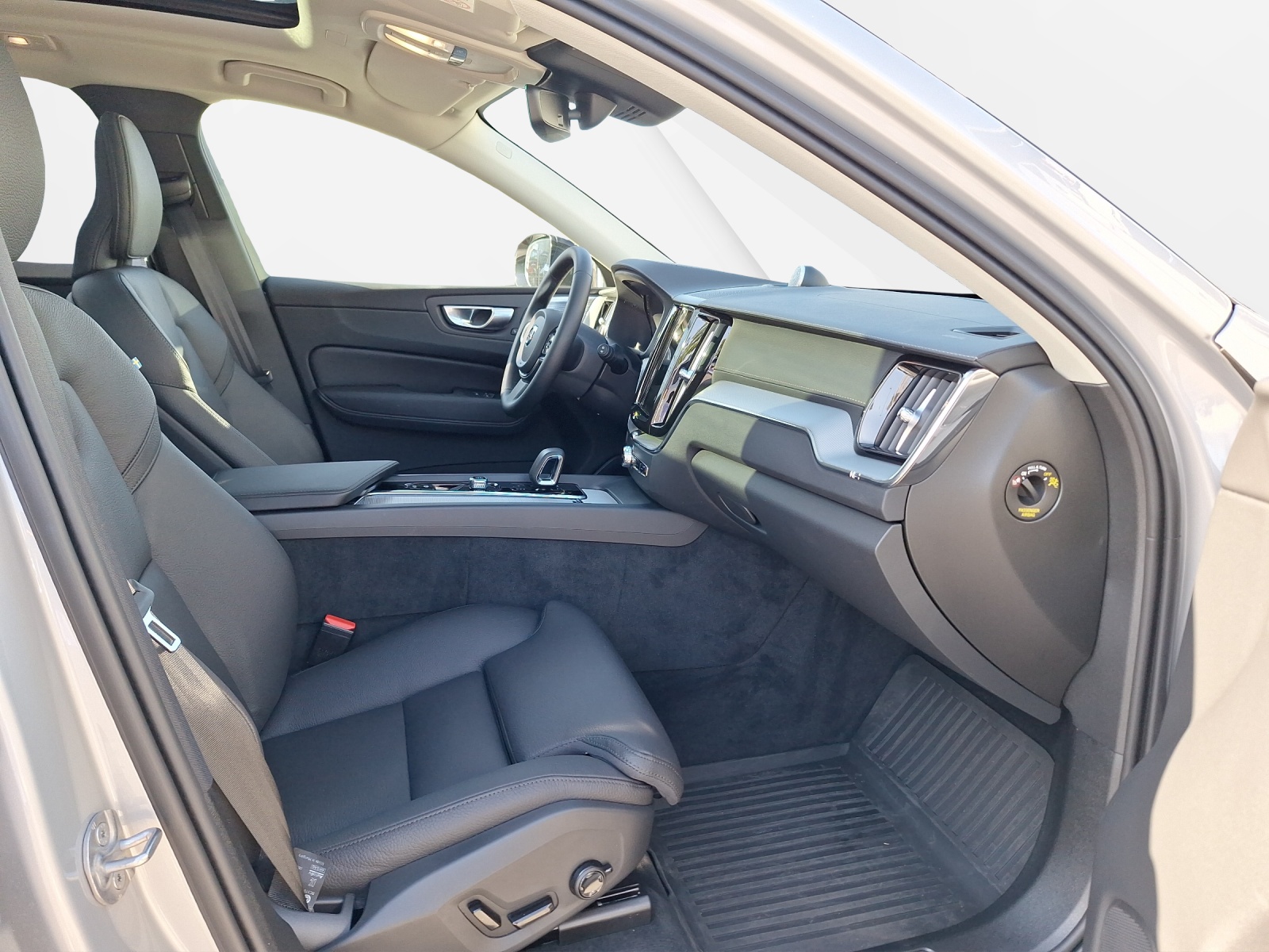 VOLVO XC60 2.0 T8 TE Ultimate Dark eAWD-image-5