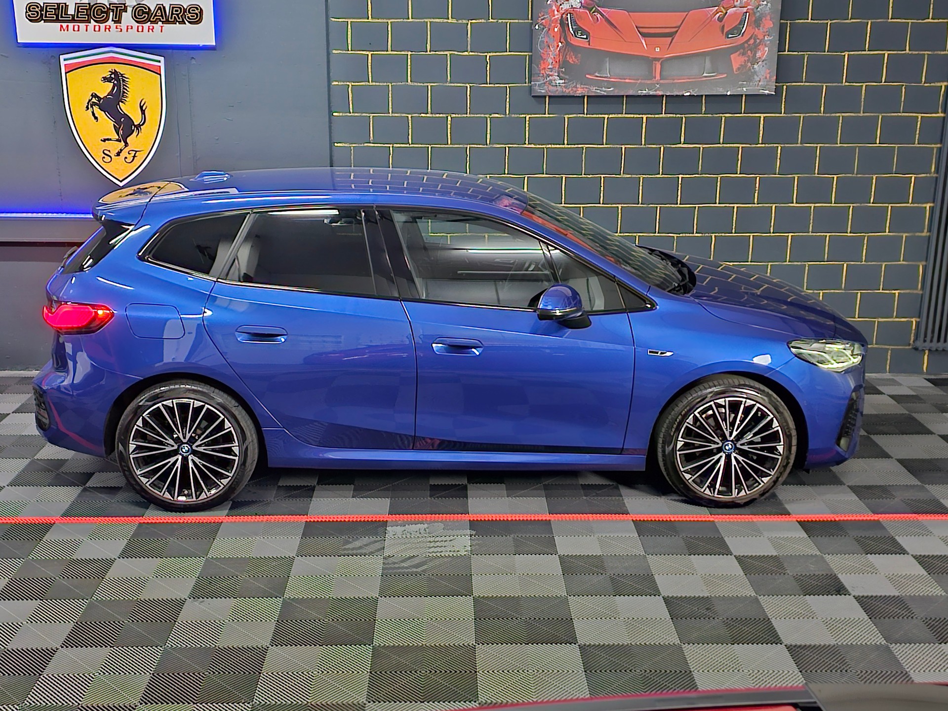 BMW 225e xDrive Active Tourer M Sport-image-4