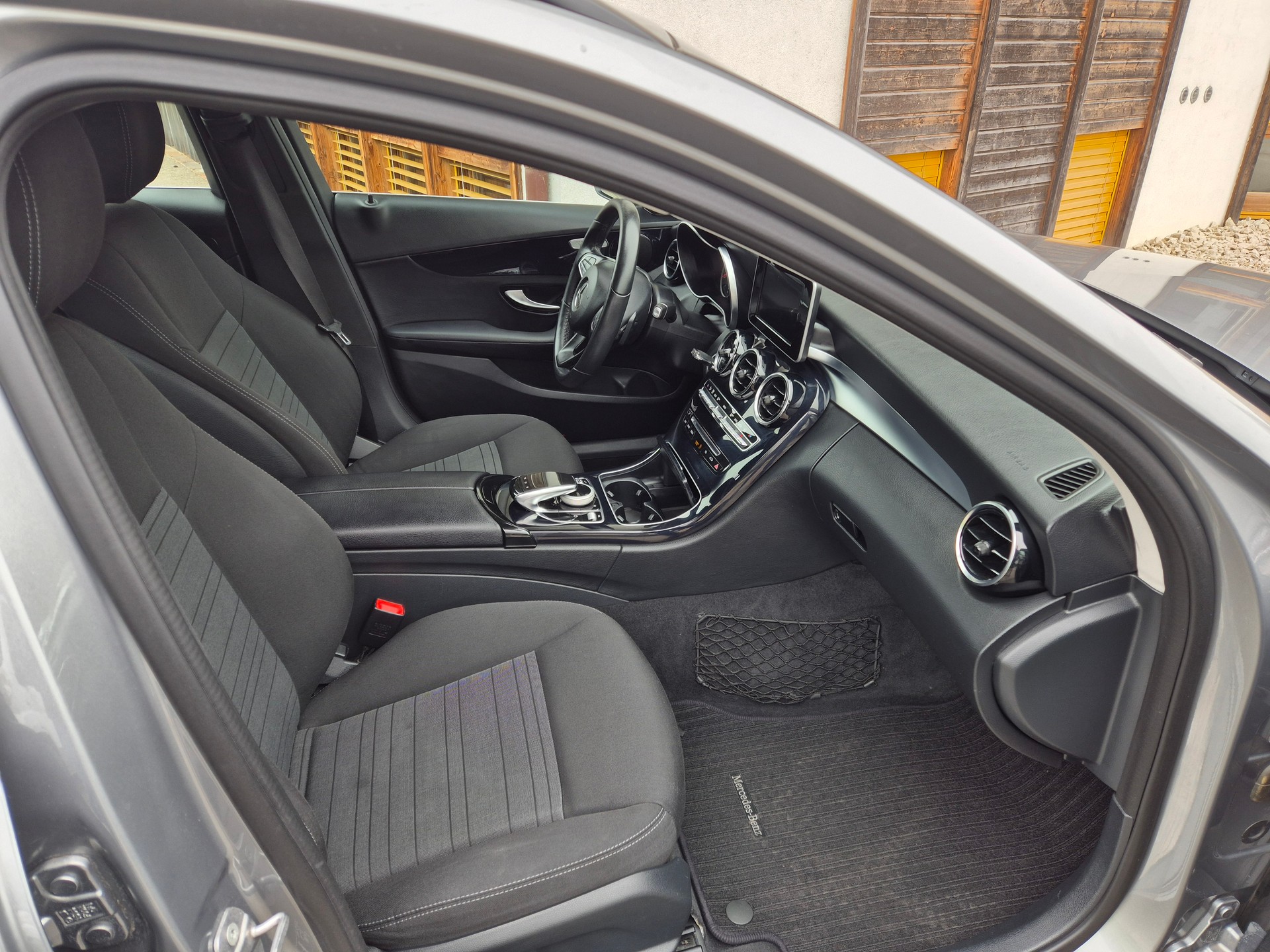 MERCEDES-BENZ C 250 d Exclusive 4Matic 9G-Tronic-image-7