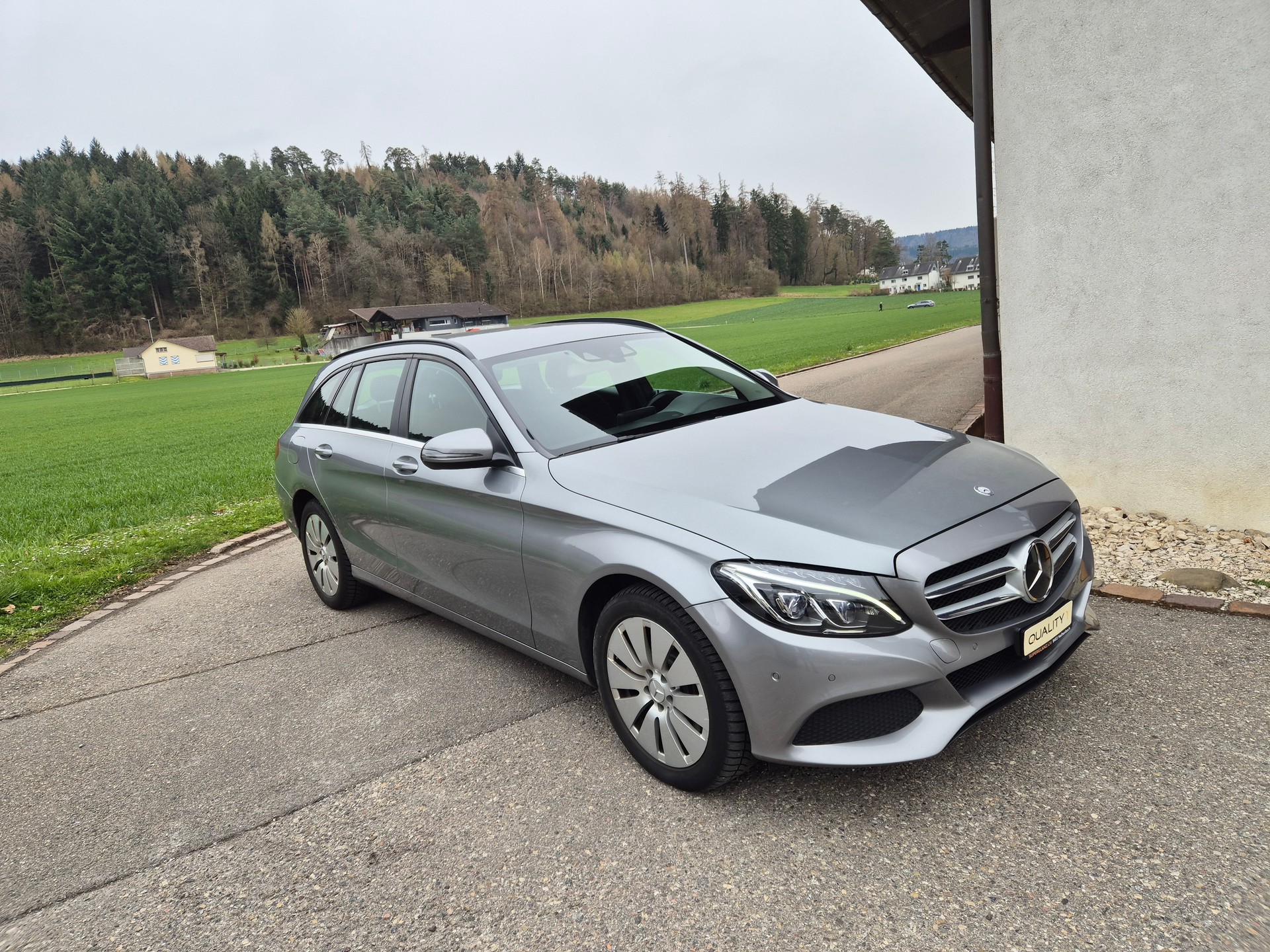 MERCEDES-BENZ C 250 d Exclusive 4Matic 9G-Tronic-image-15