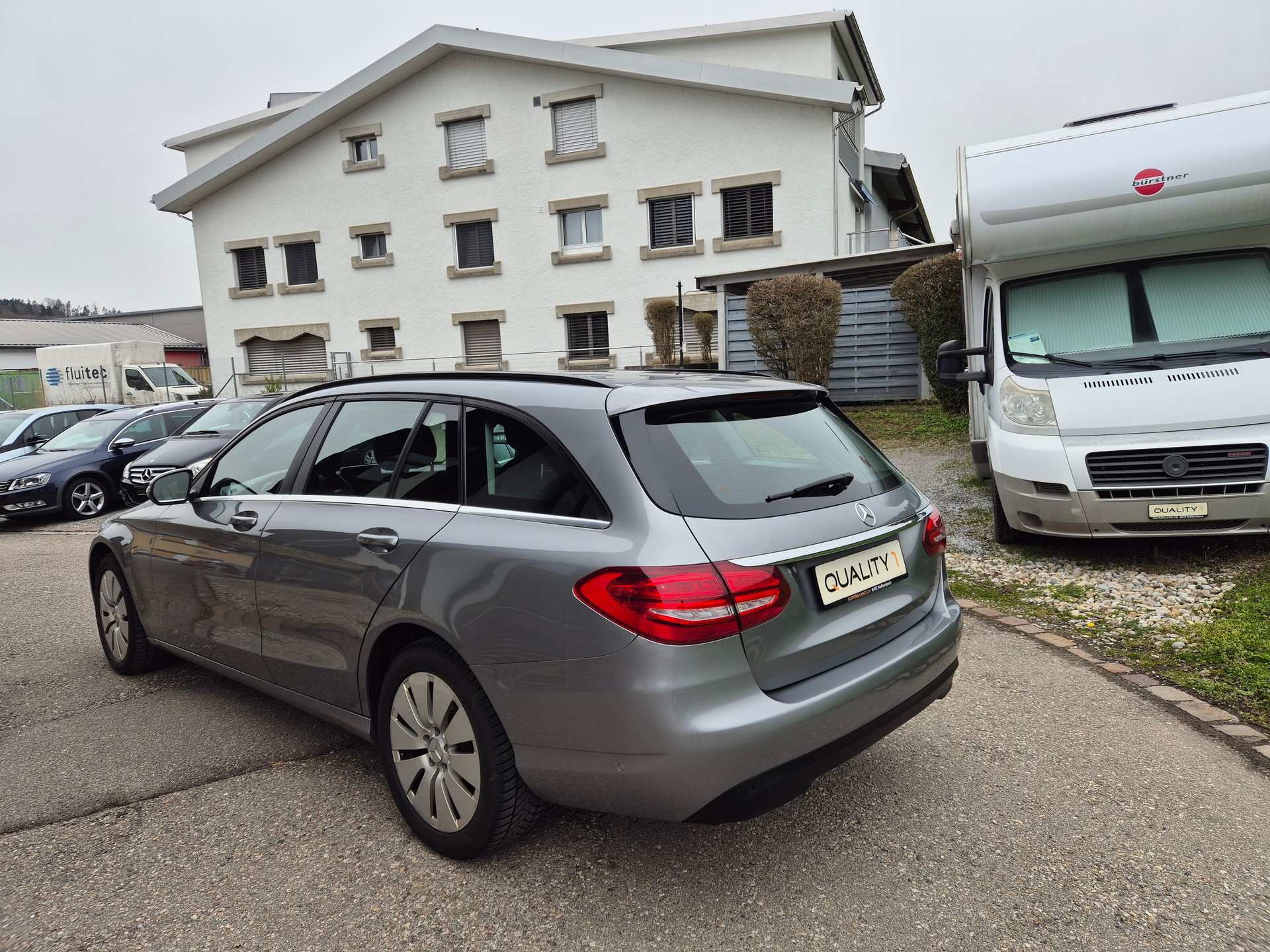 MERCEDES-BENZ C 250 d Exclusive 4Matic 9G-Tronic-image-14