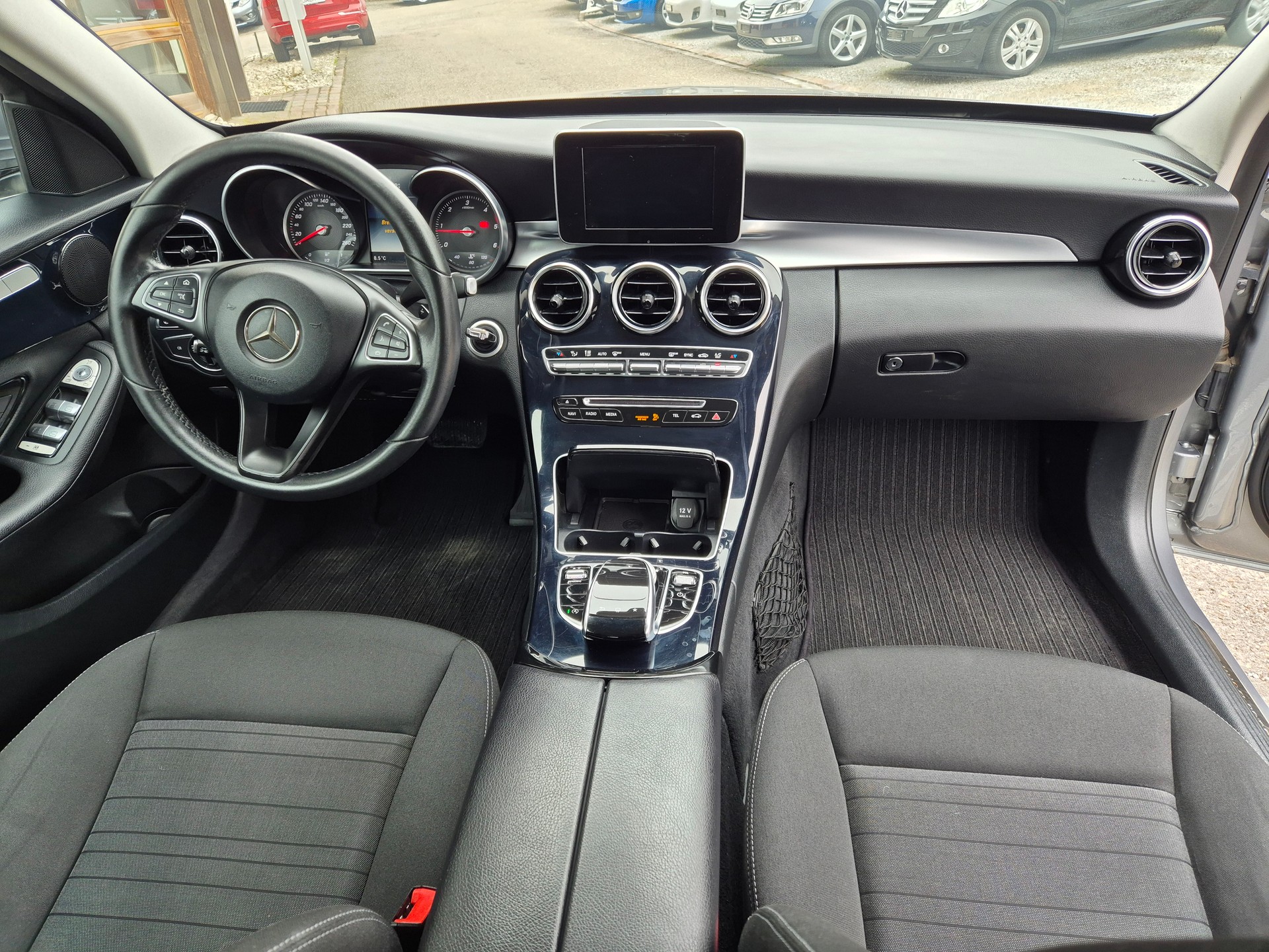 MERCEDES-BENZ C 250 d Exclusive 4Matic 9G-Tronic-image-8