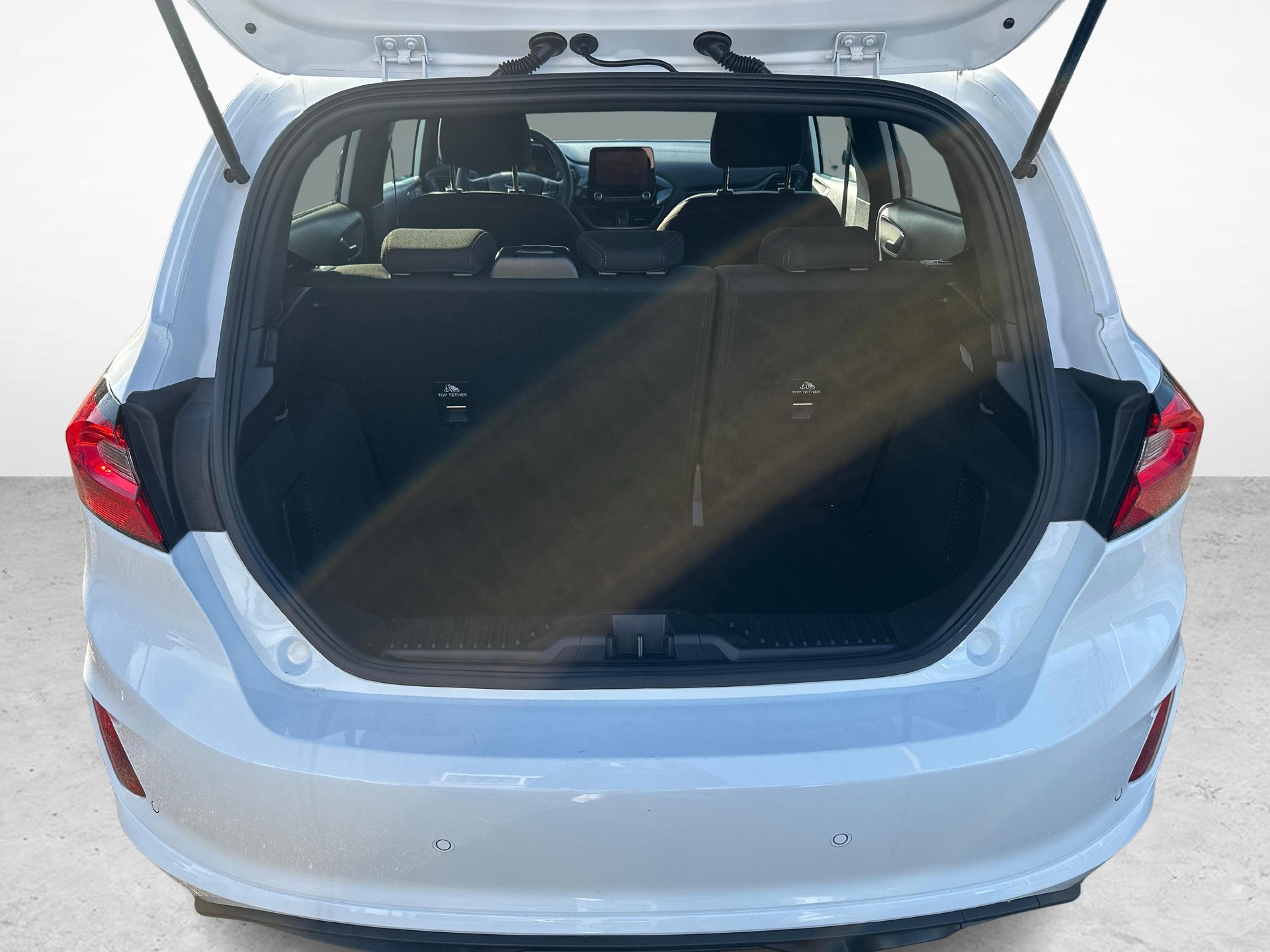 FORD Fiesta 1.0 EcoB Hybrid ST-Line-image-11