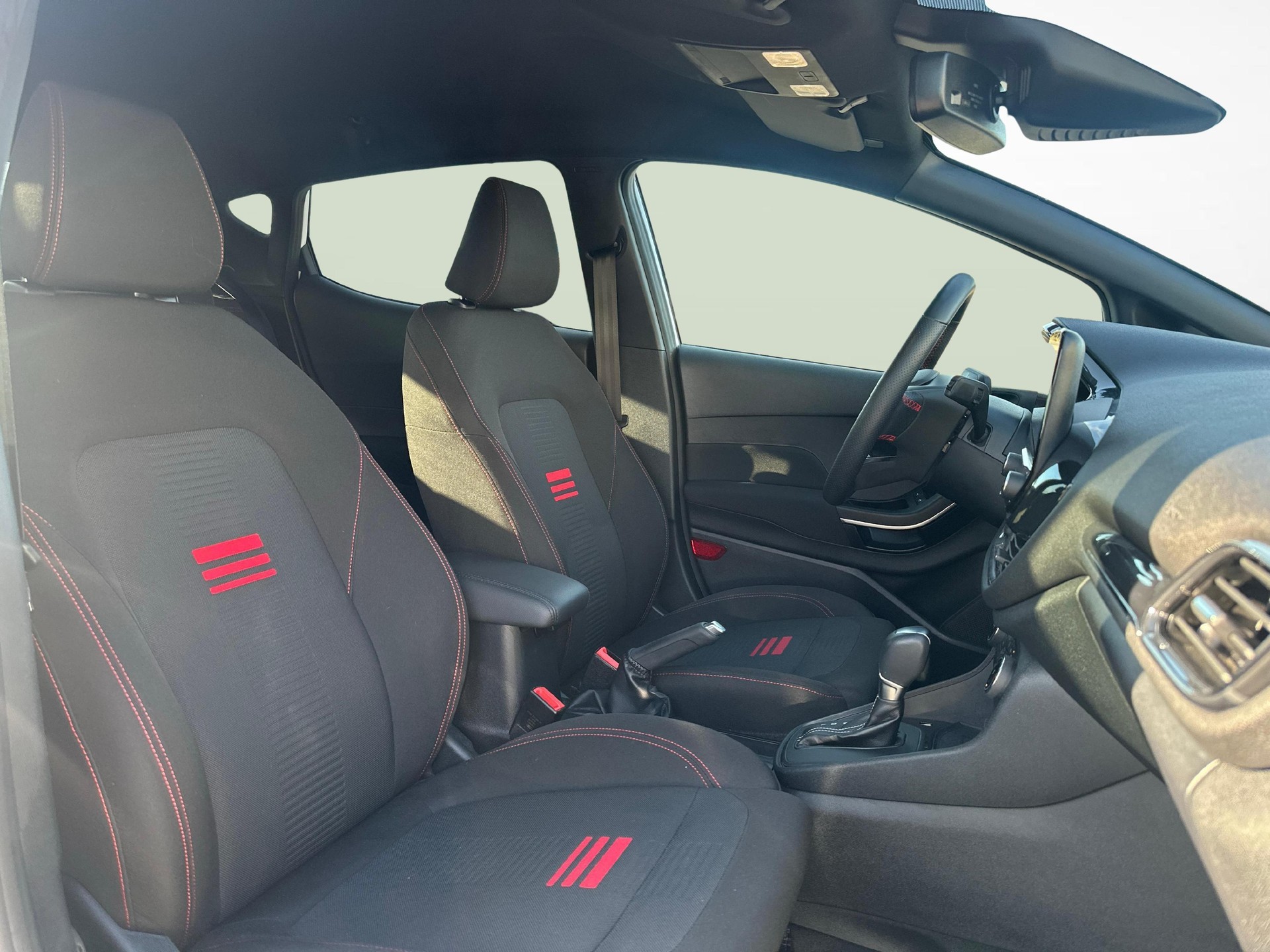 FORD Fiesta 1.0 EcoB Hybrid ST-Line-image-9