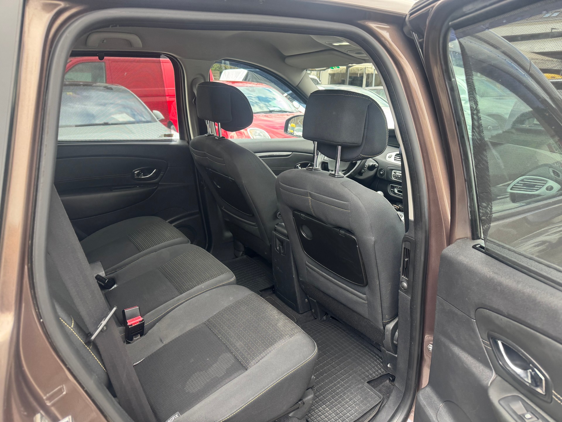 RENAULT Grand Scénic 1.9 dCi Dynamique-image-4