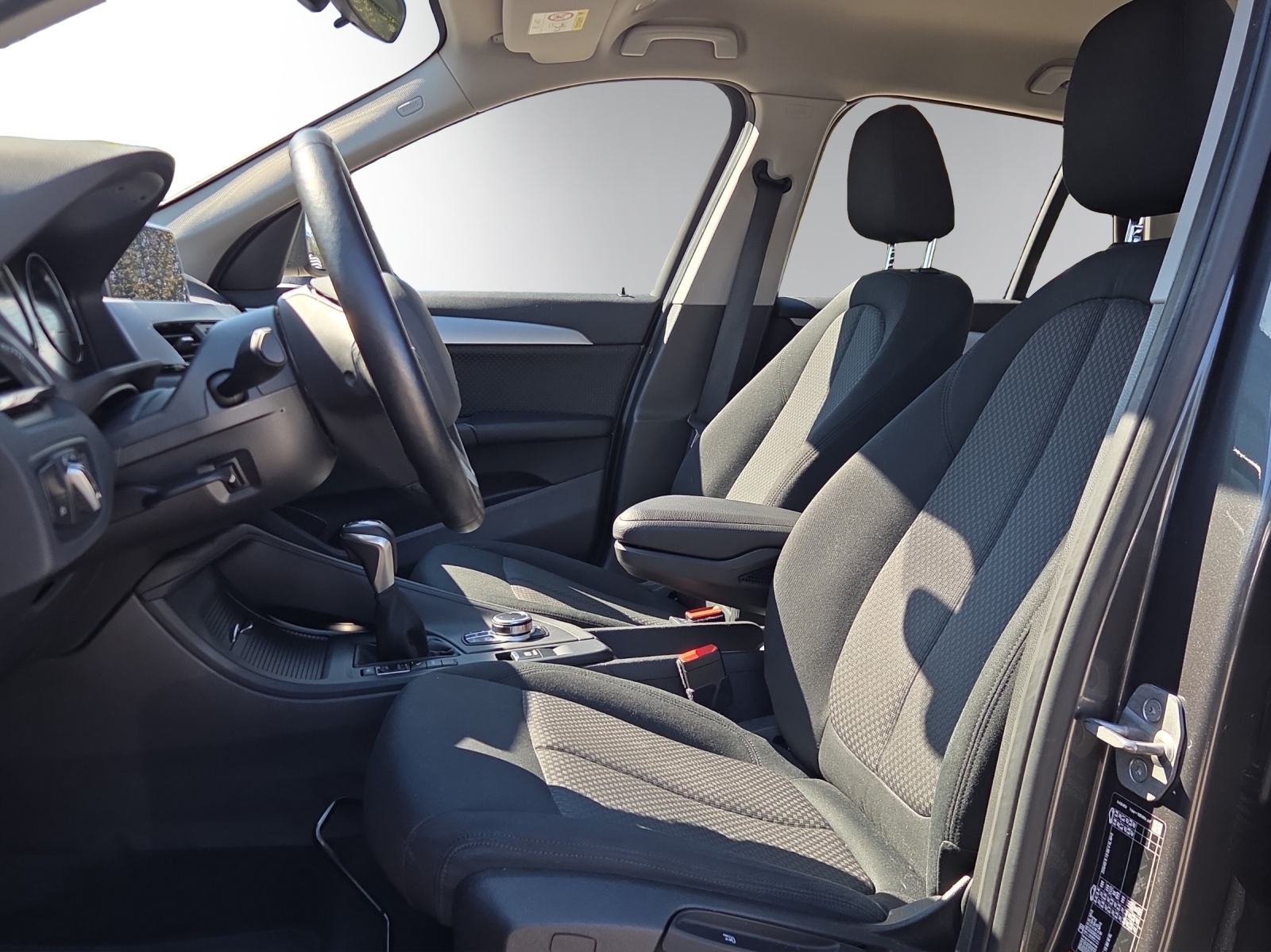 BMW X1 xDrive 25e Steptronic-image-6