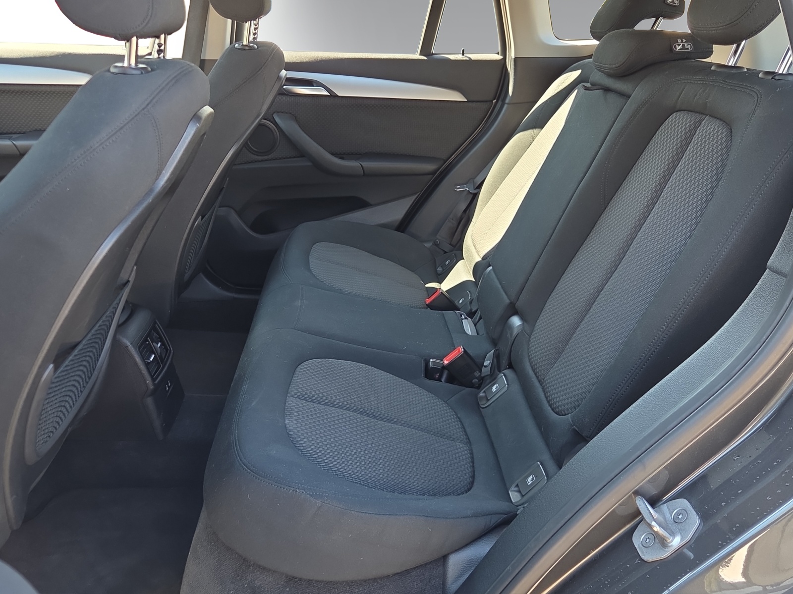 BMW X1 xDrive 25e Steptronic-image-8