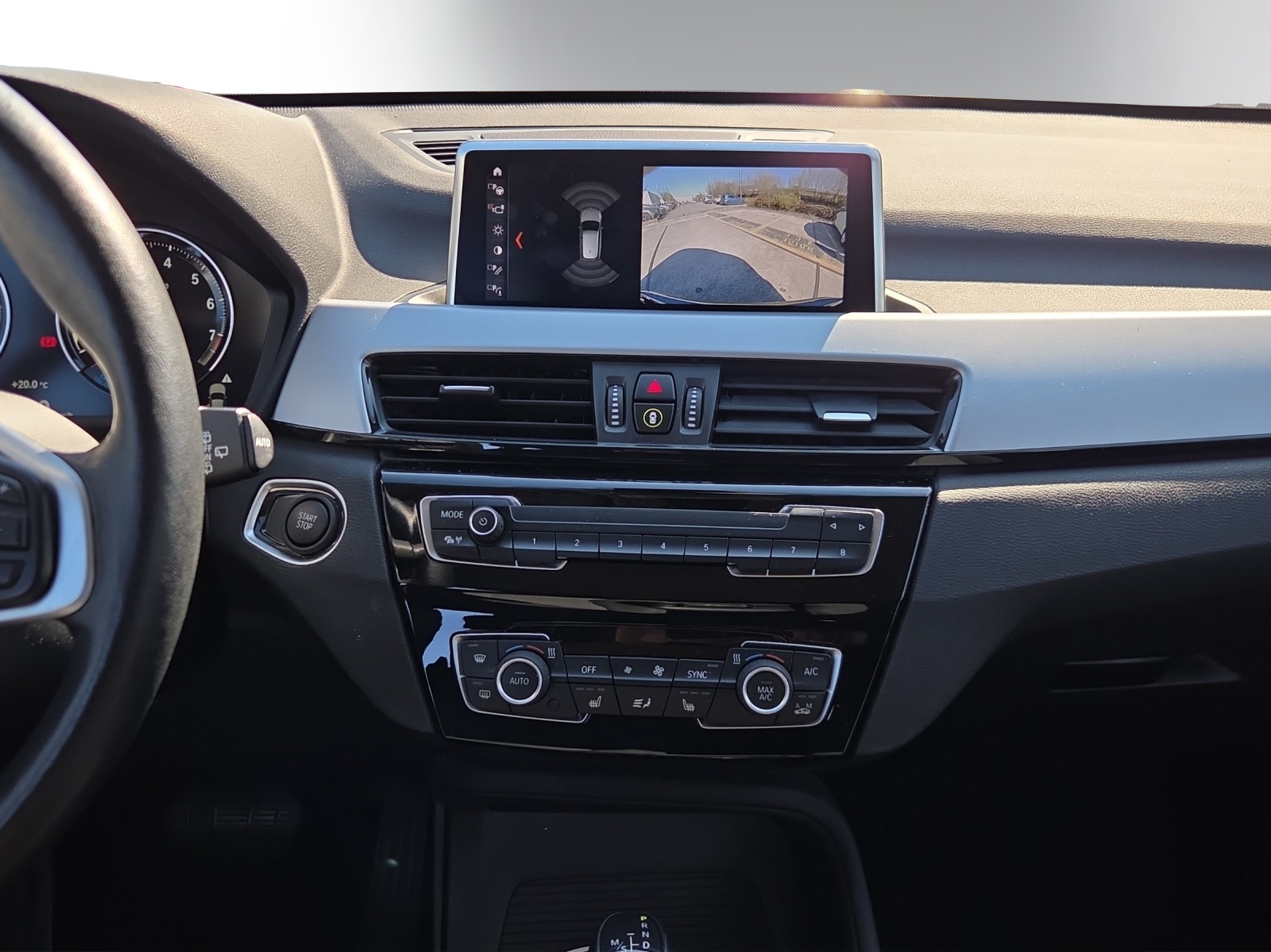 BMW X1 xDrive 25e Steptronic-image-12