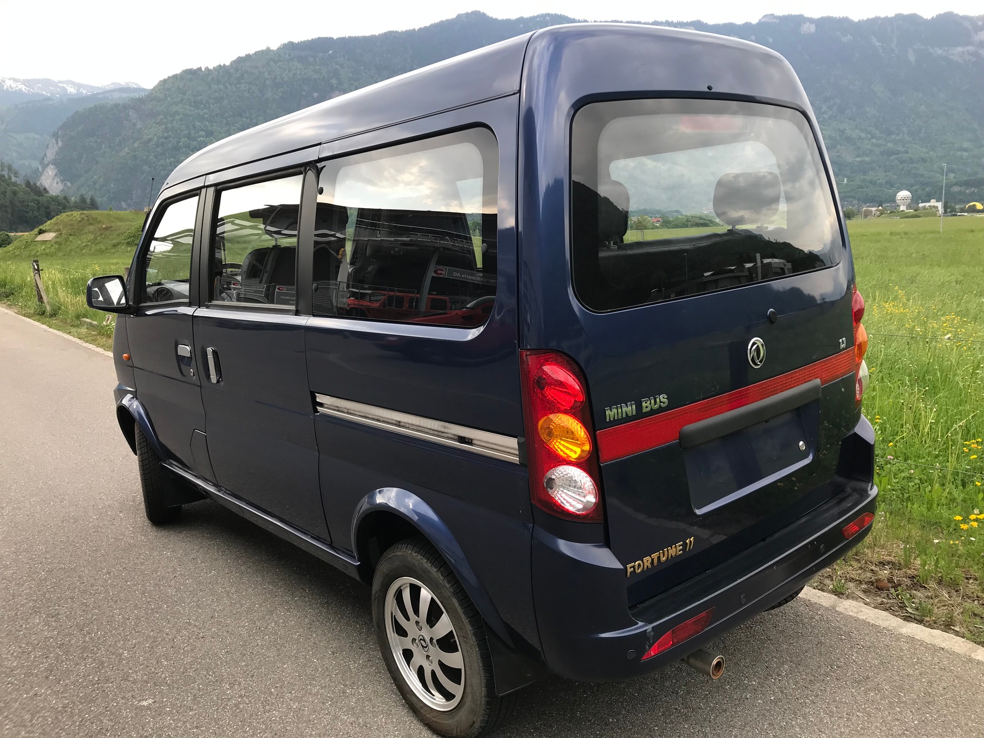 DFM Bus-image-4