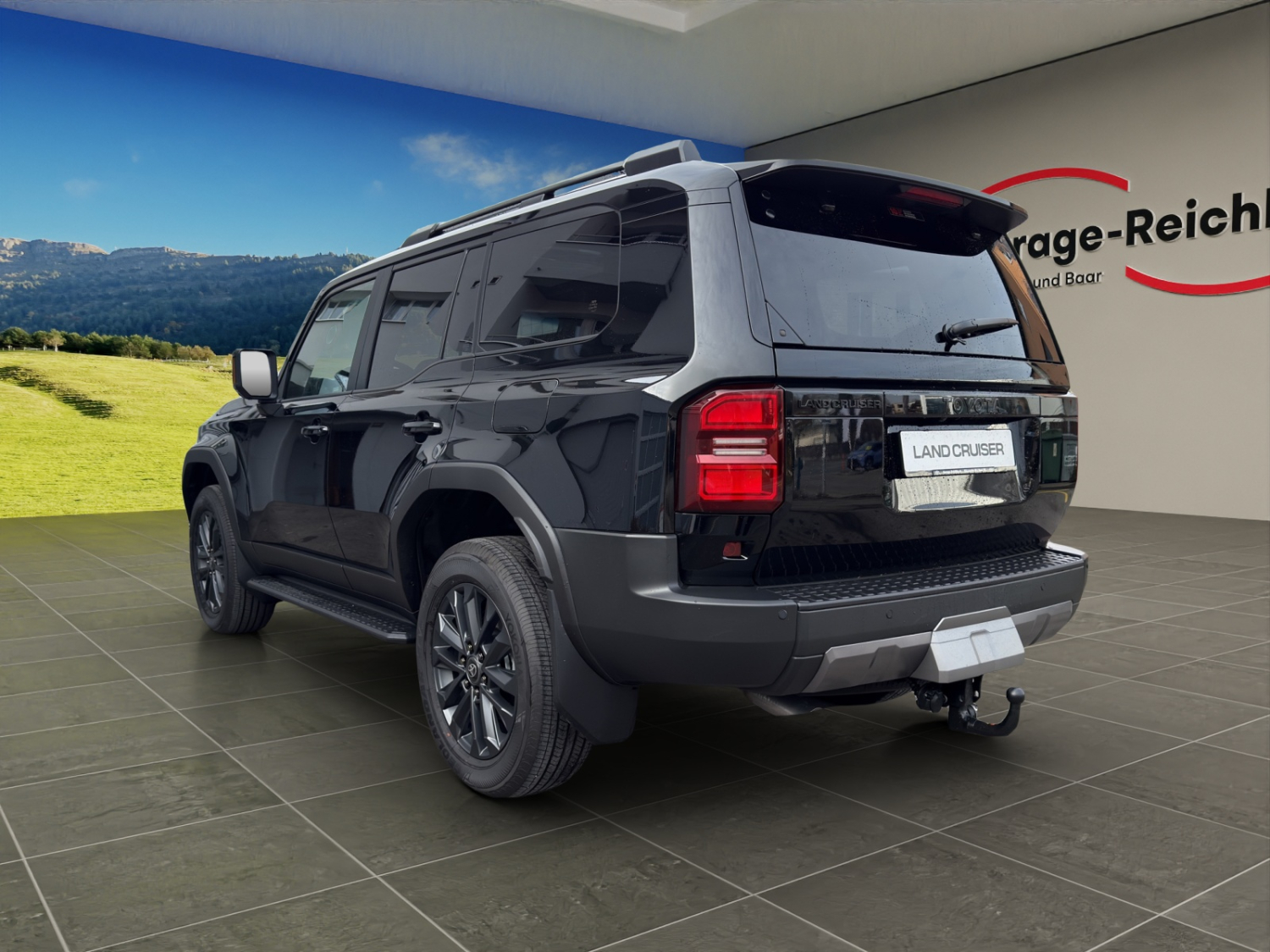 TOYOTA Land Cruiser 2.8 D Invincible-showroom-element-2