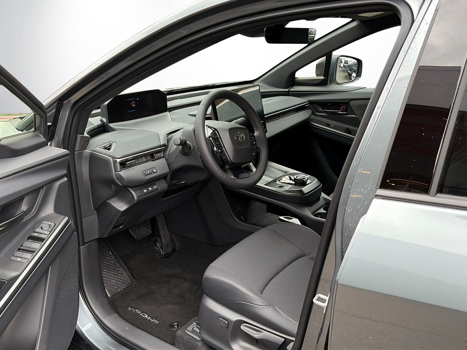 TOYOTA C-HR+ Style AWD-image-6