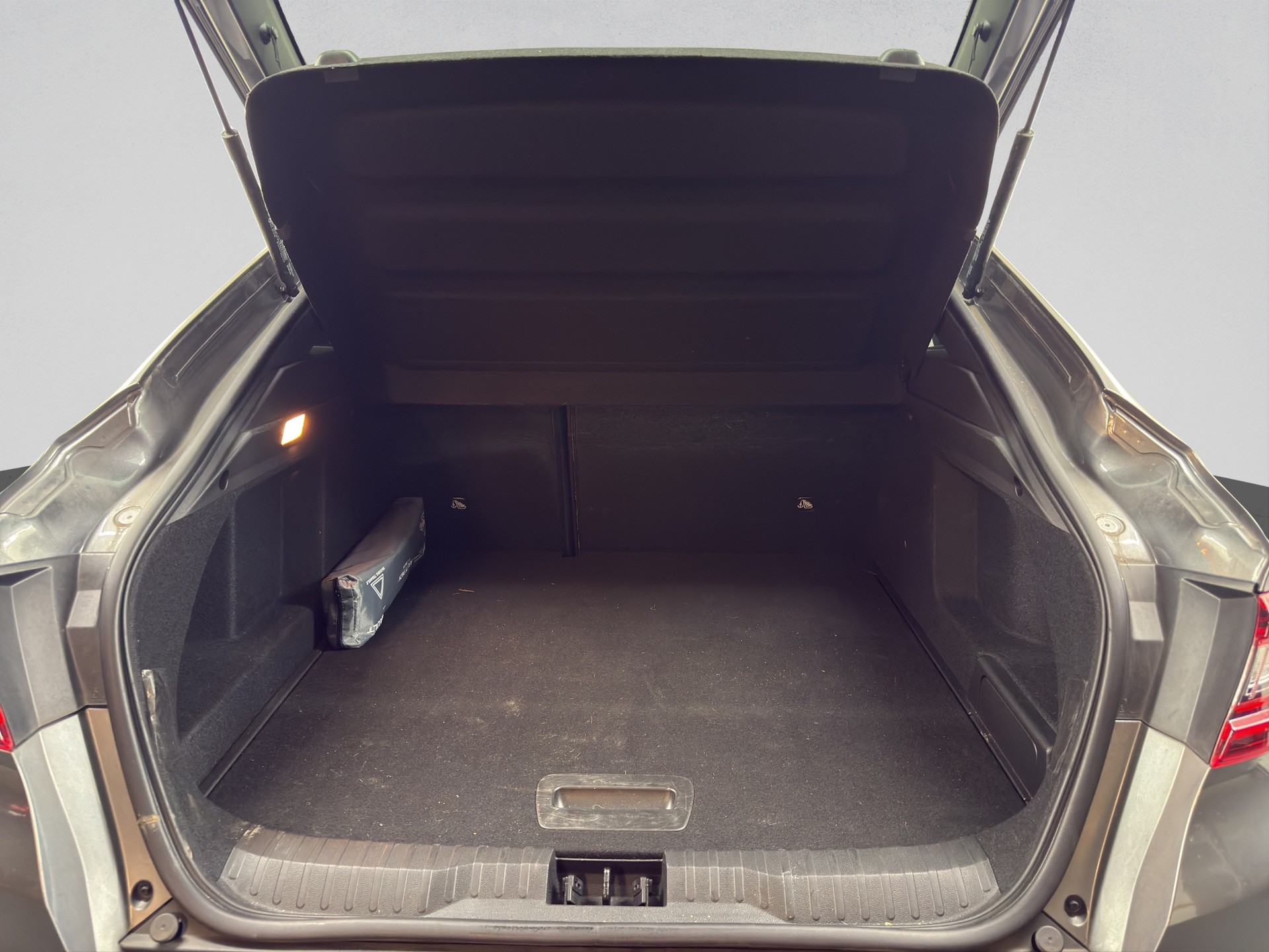 RENAULT Arkana 1.6 E-Tech R.S.Line-image-13