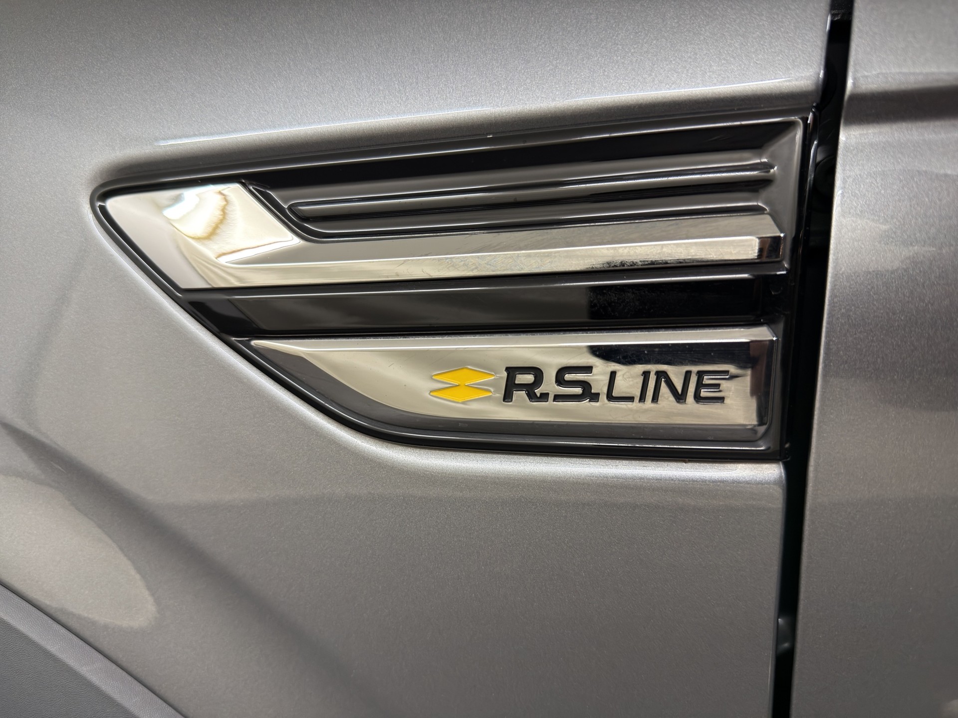 RENAULT Arkana 1.6 E-Tech R.S.Line-image-16