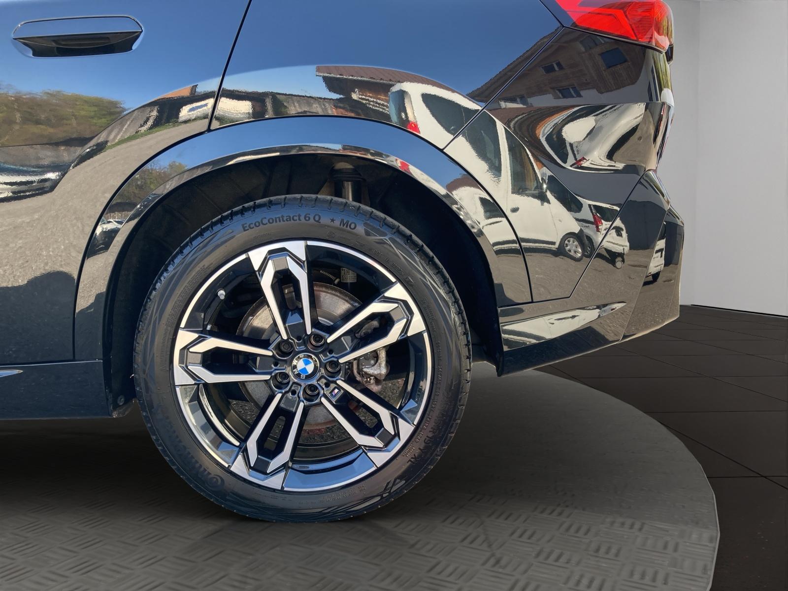 BMW iX2 30 xDrive-image-18