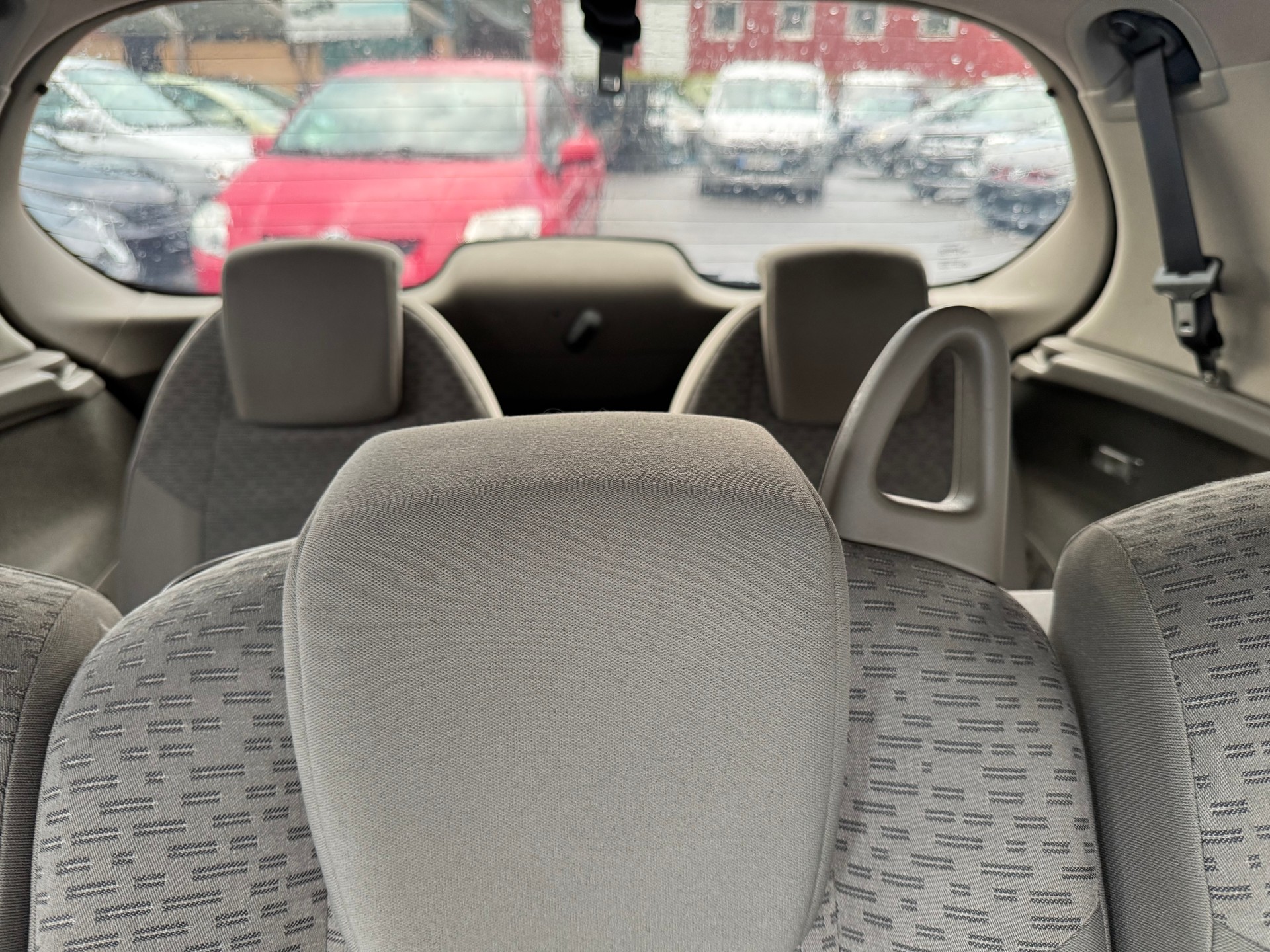 RENAULT Grand Scénic 1.6 16V Expression-image-8