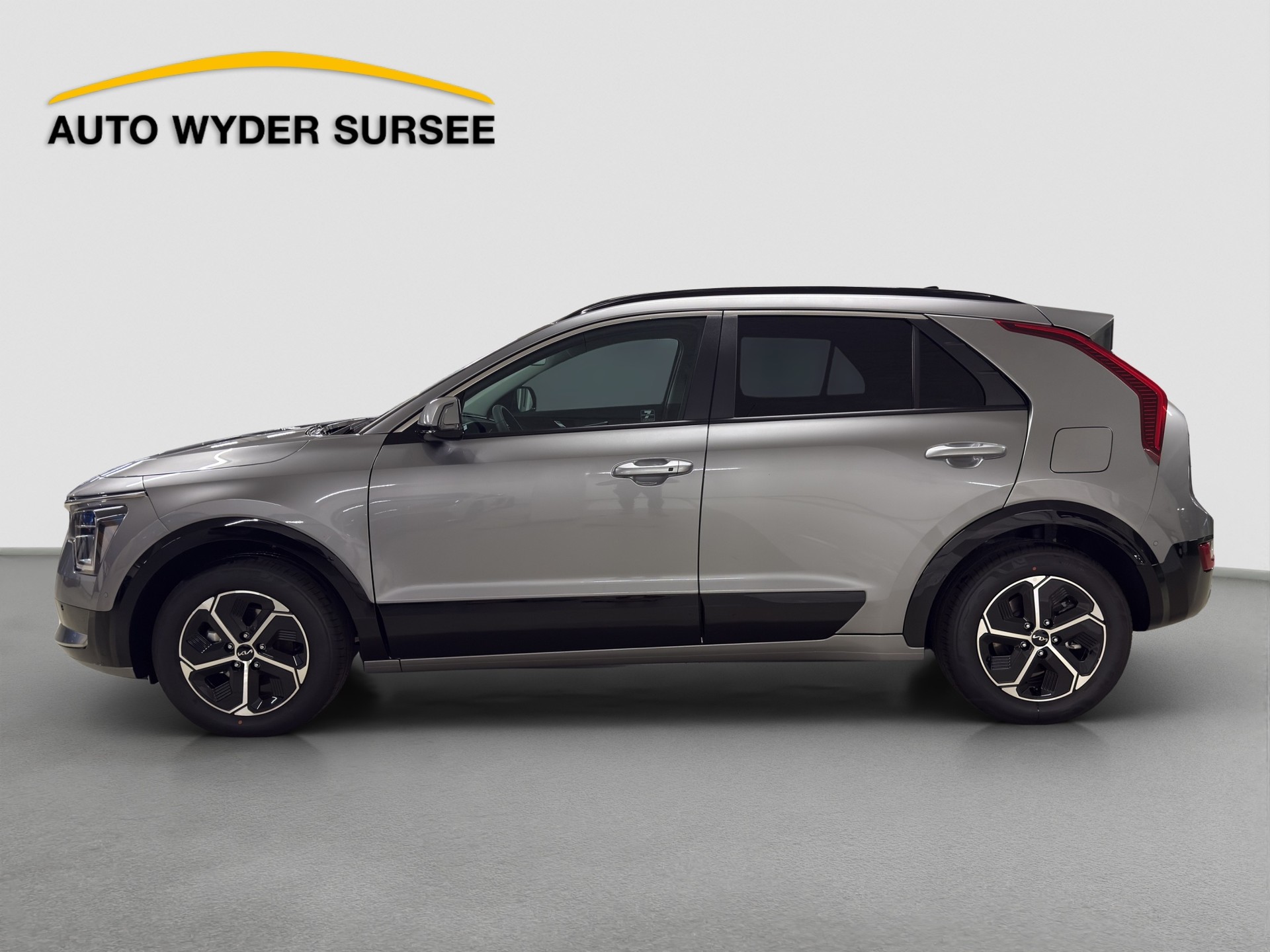 KIA Niro 1.6 GDi Hybrid Style-image-2