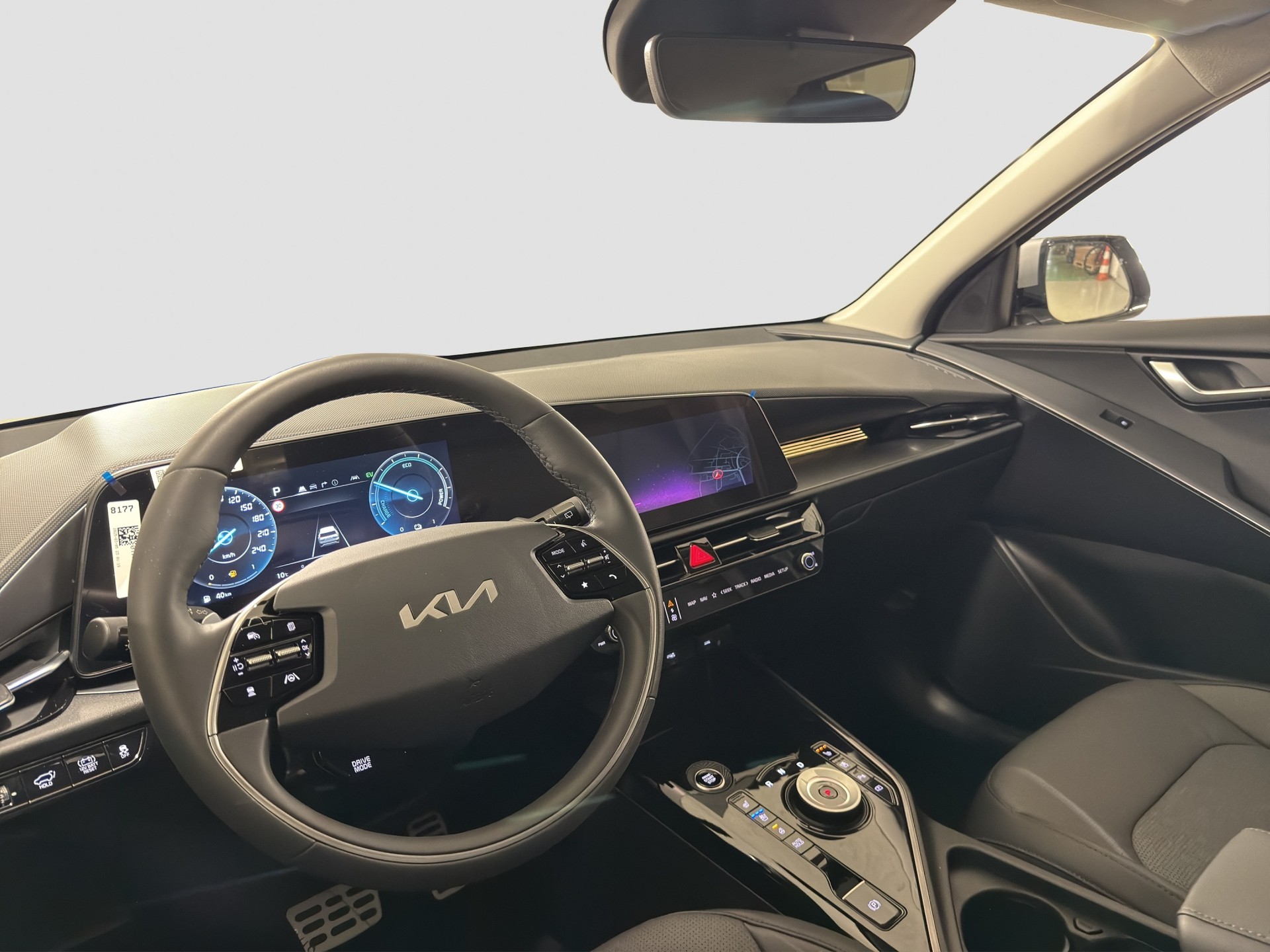 KIA Niro 1.6 GDi Hybrid Style-image-12