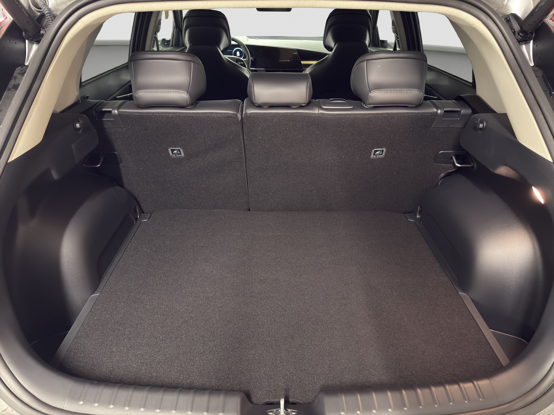 KIA Niro 1.6 GDi Hybrid Style-image-15