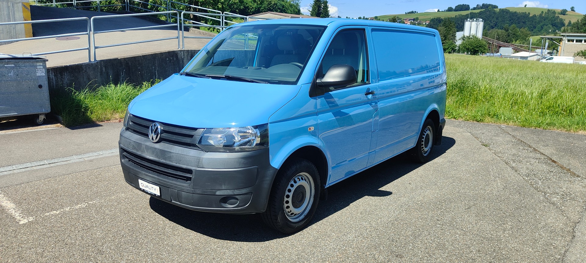 VW T5 2.0 TDI-image-0
