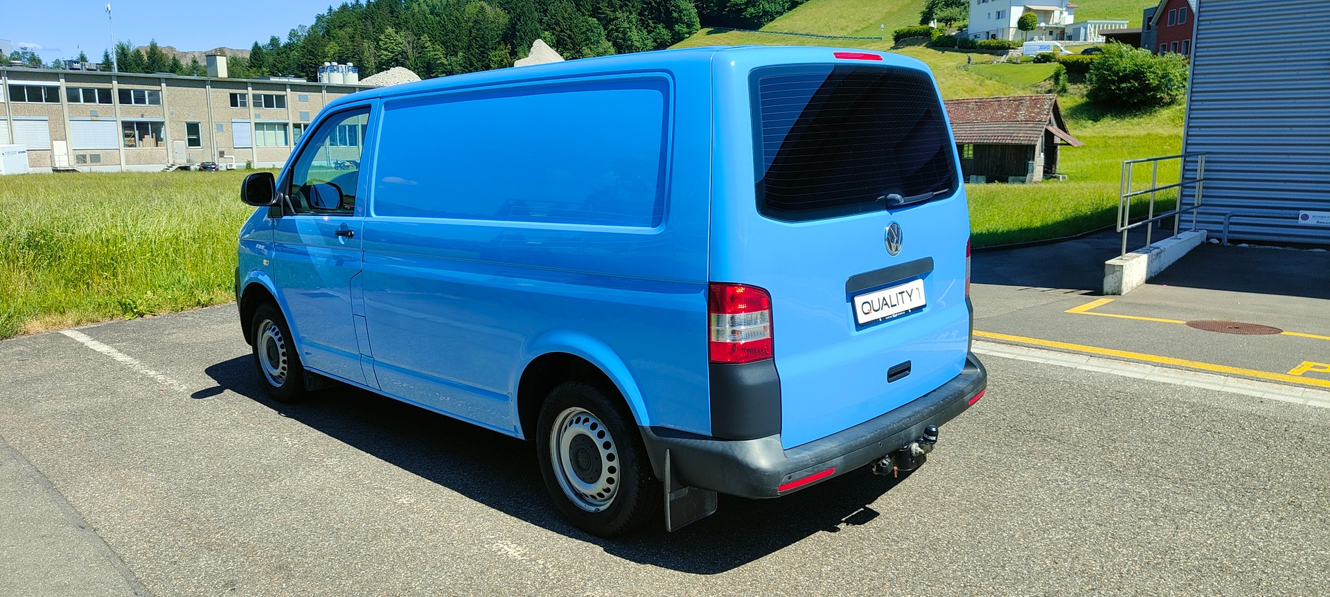 VW T5 2.0 TDI-image-4
