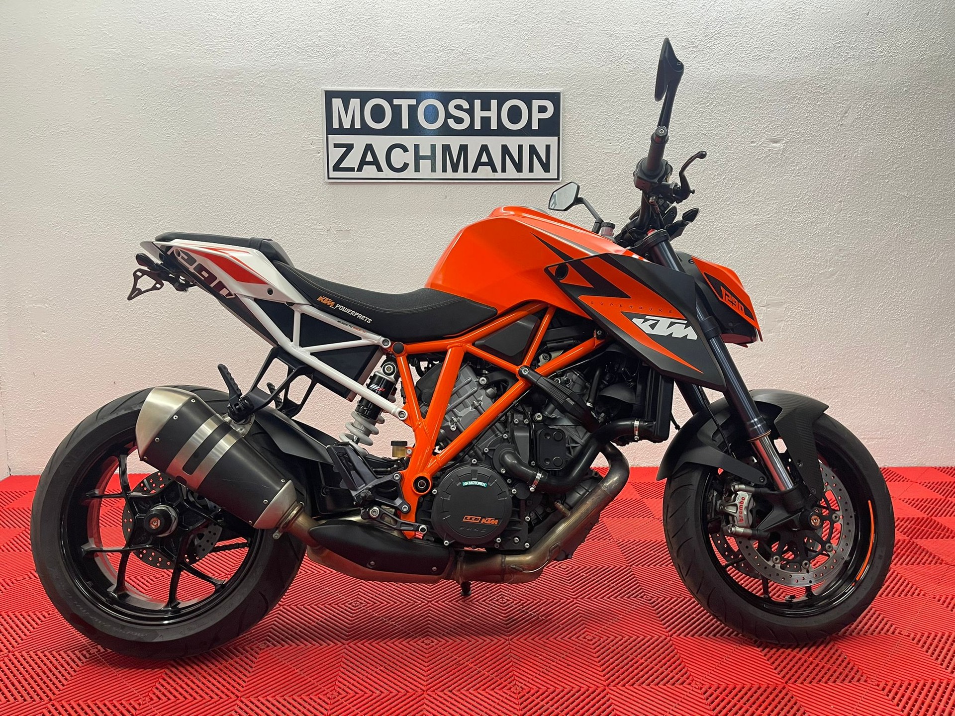 KTM 1290 Super Duke R
