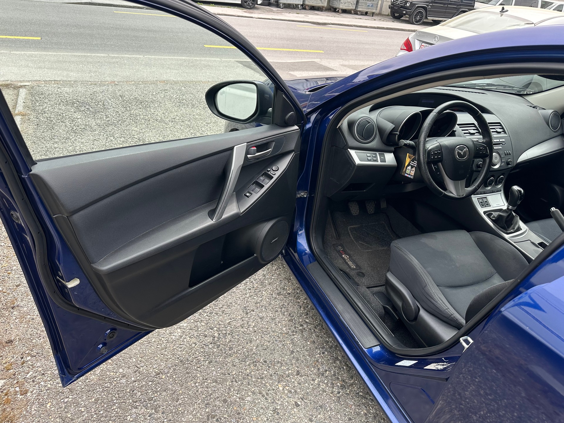 MAZDA 3 2.0 16V Exclusive Activematic-image-7
