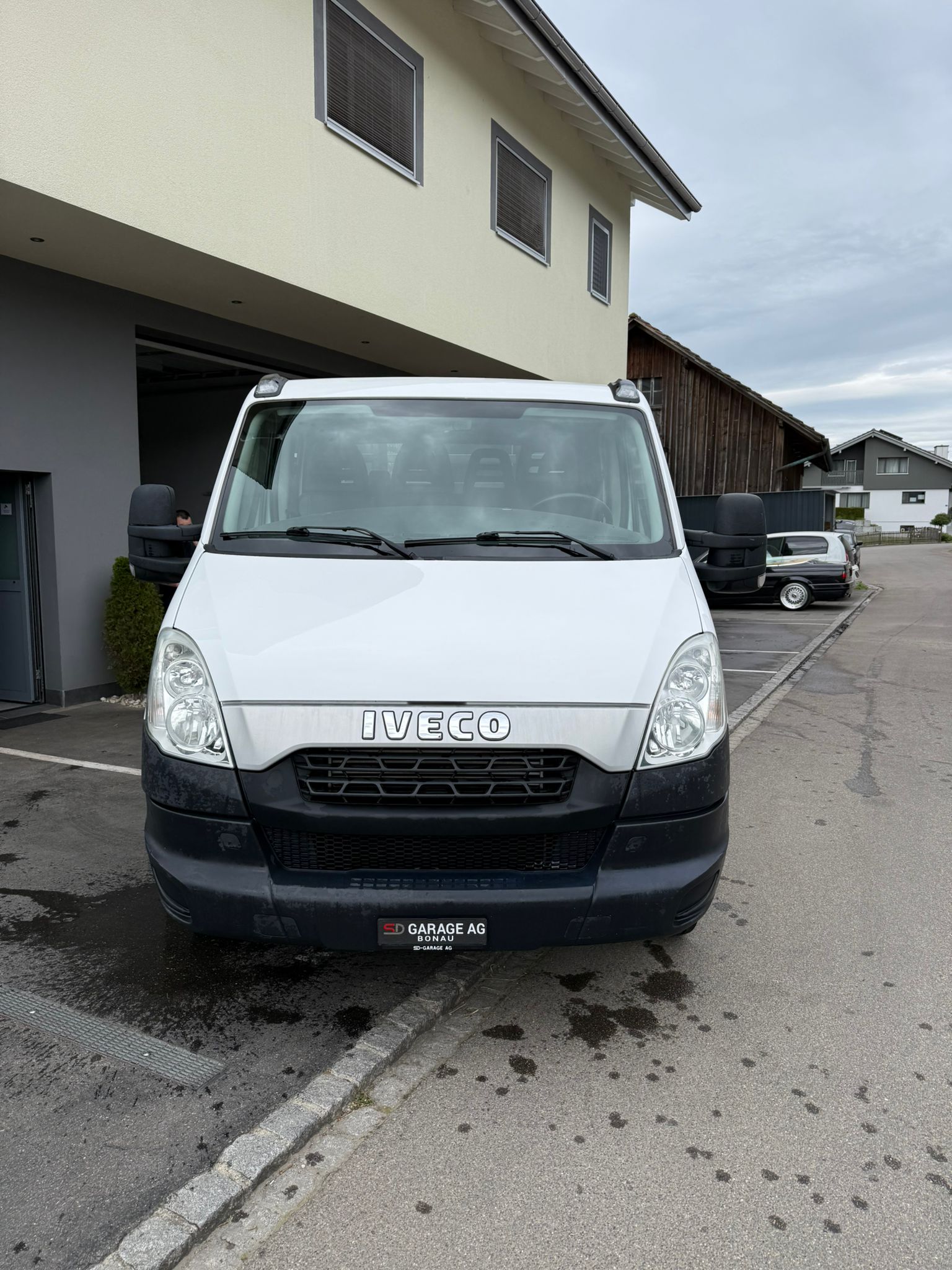 IVECO 35 C 17-image-2