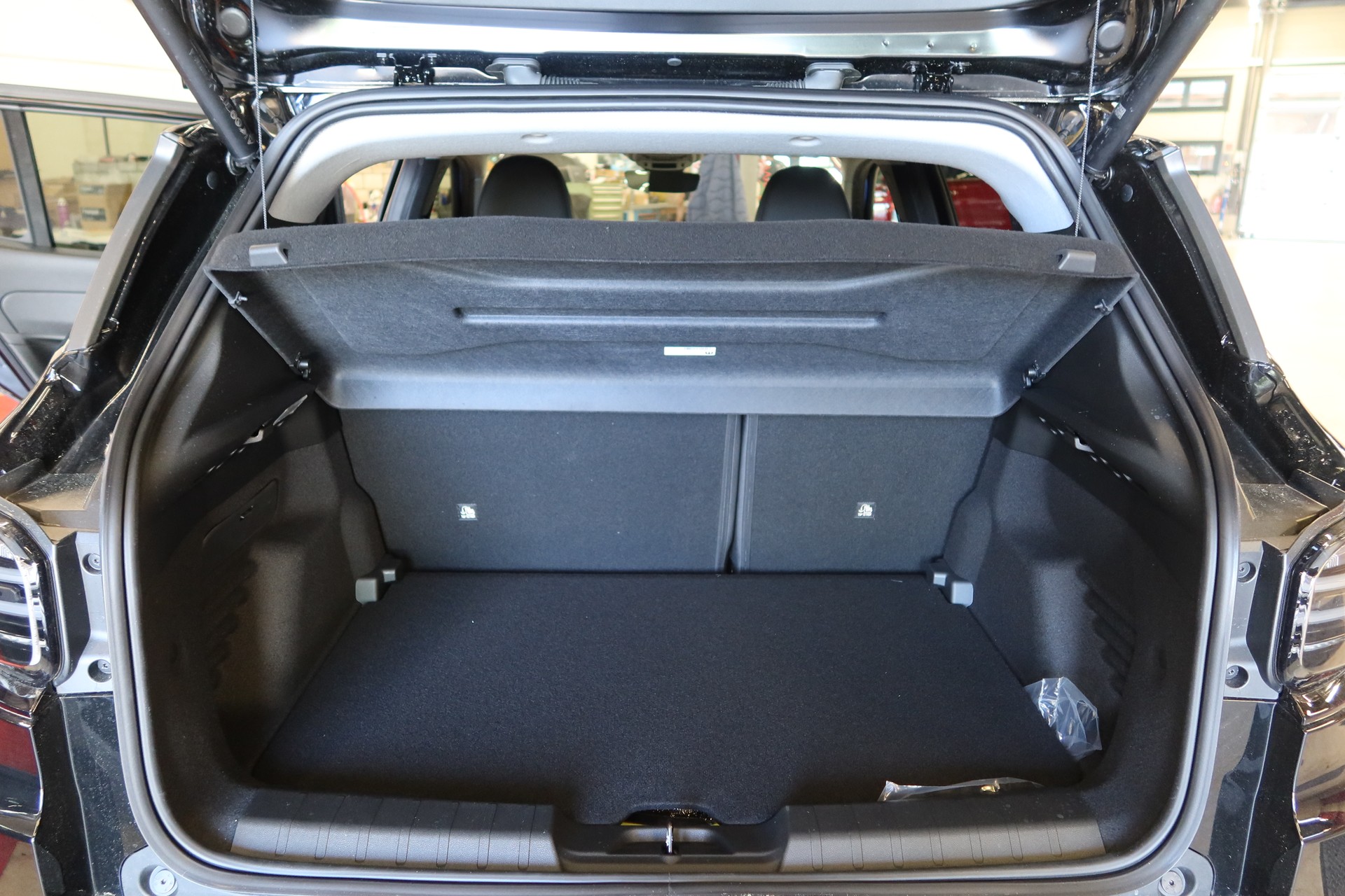 JEEP Avenger 54kWh Swiss Altitude +PakPLUS-image-14