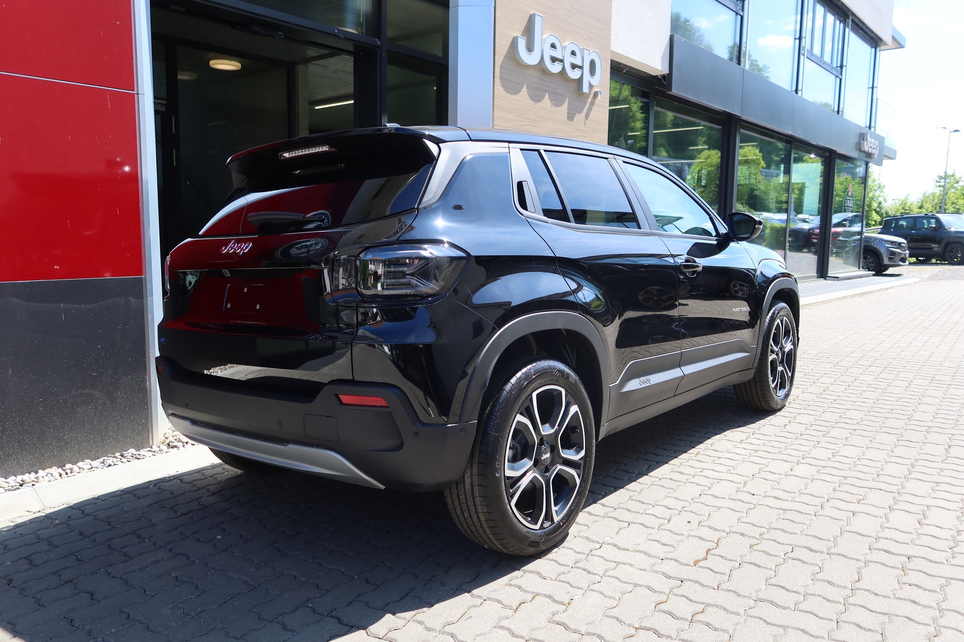 JEEP Avenger 54kWh Swiss Altitude +PakPLUS-image-6
