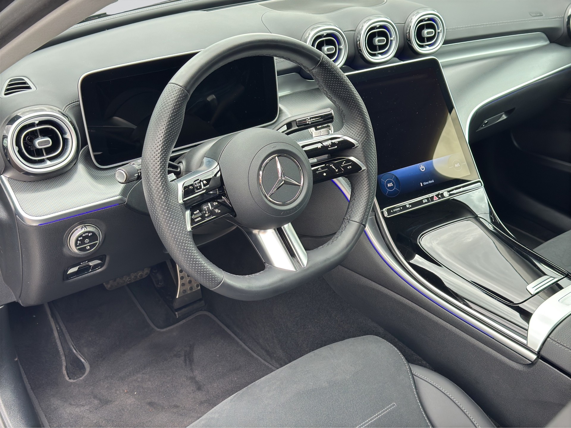MERCEDES-BENZ C 180 AMG 9G-Tronic-image-6