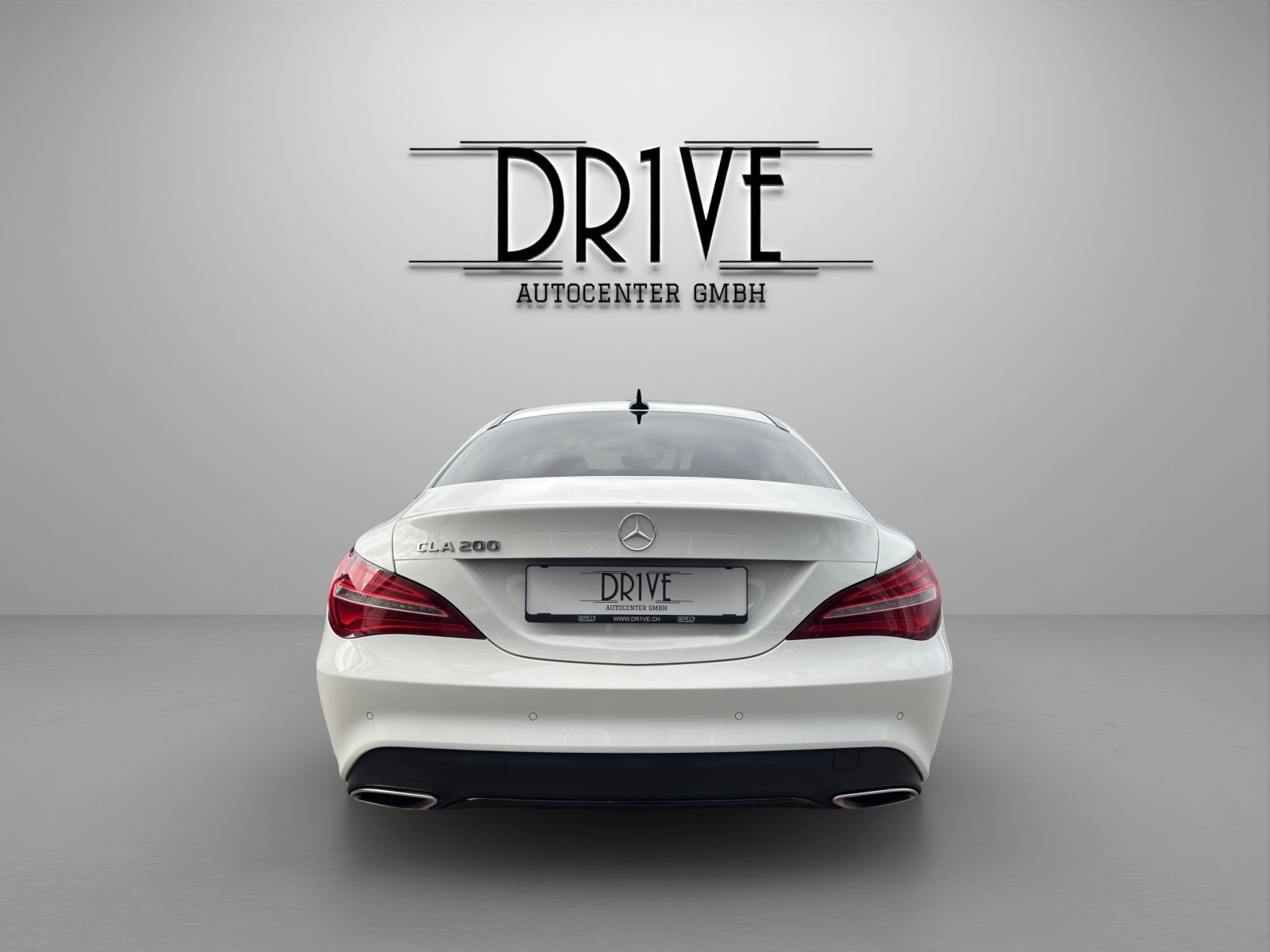 MERCEDES-BENZ CLA 200 Night Star 7G-DCT-image-5