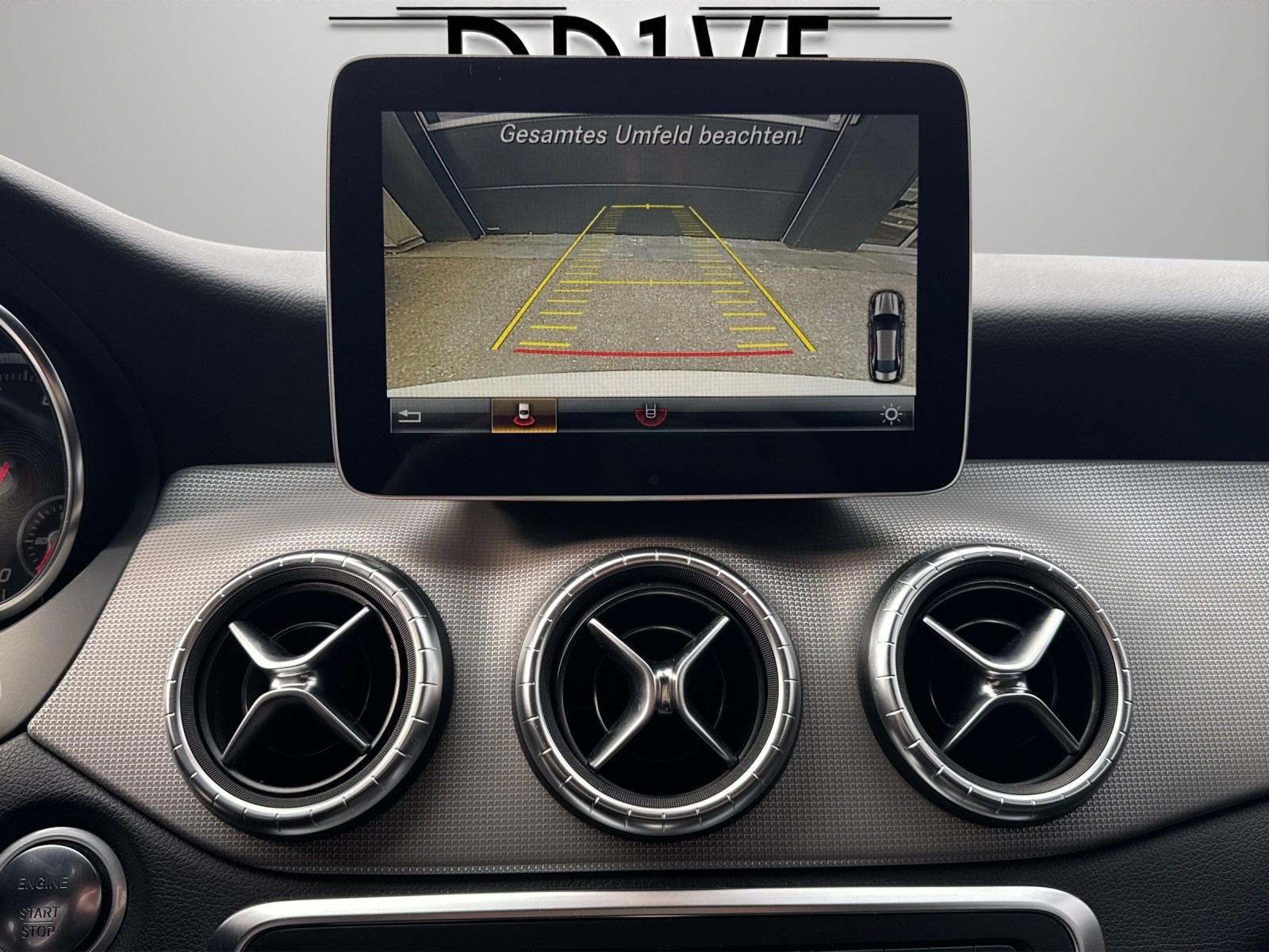 MERCEDES-BENZ CLA 200 Night Star 7G-DCT-image-13