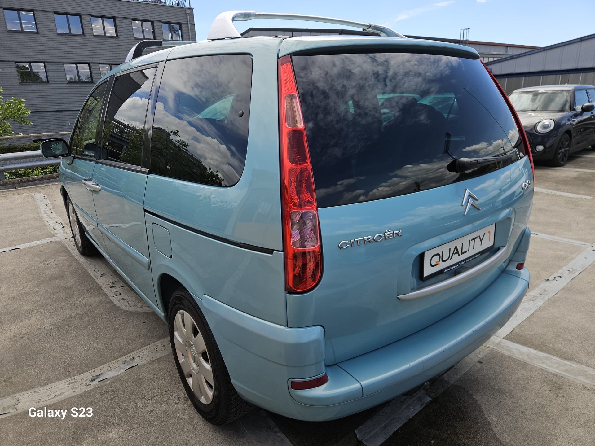 CITROEN C8 2.0 16V Exclusive-showroom-element-2