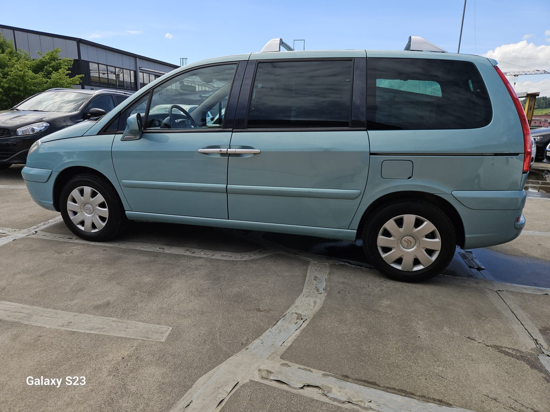 CITROEN C8 2.0 16V Exclusive-showroom-element-1