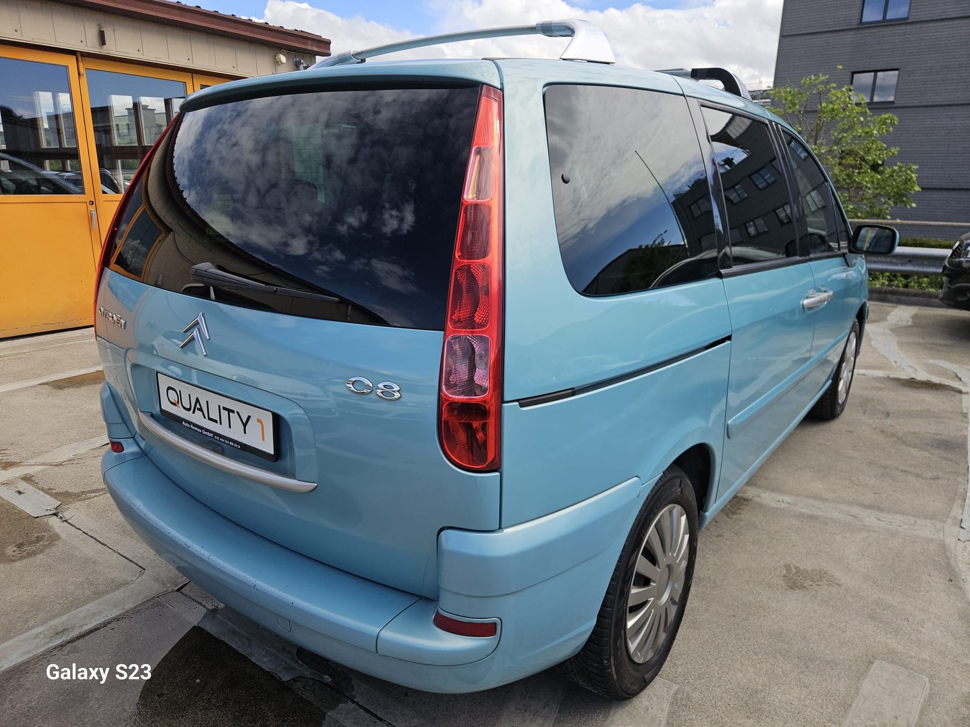 CITROEN C8 2.0 16V Exclusive-showroom-element-3