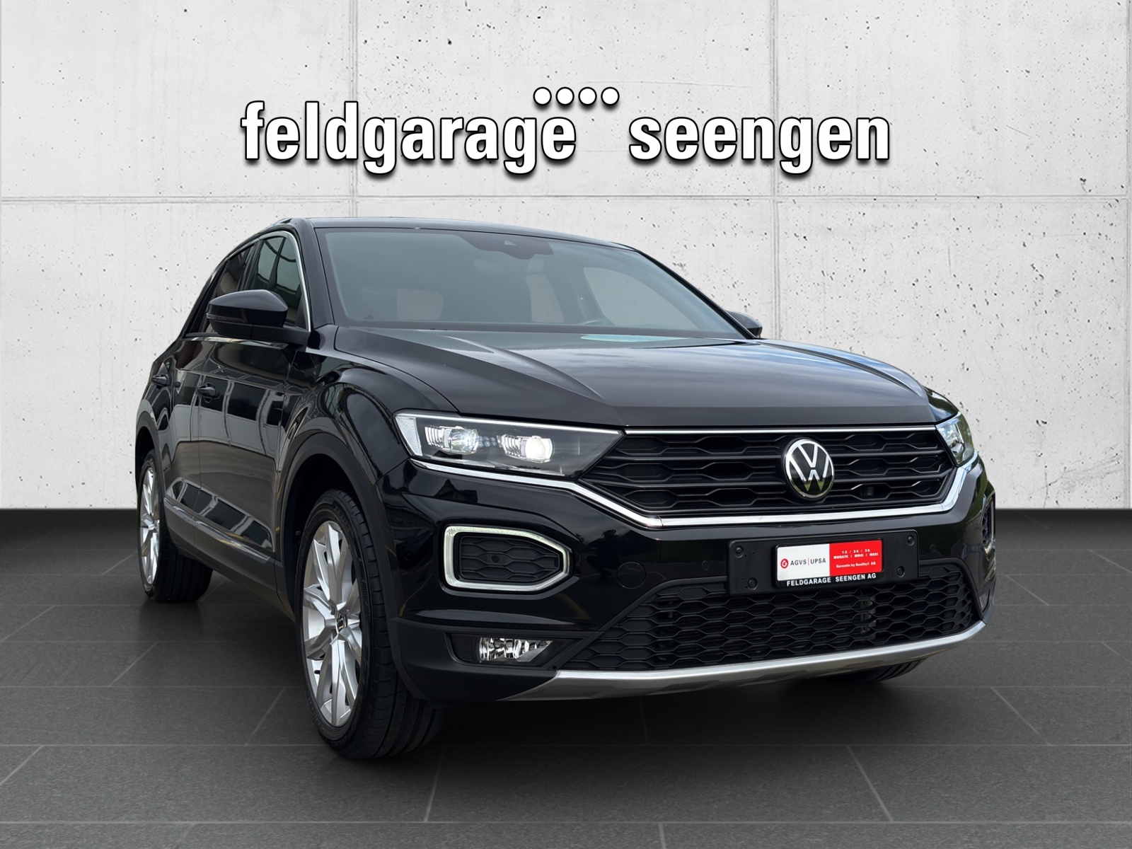 VW T-Roc 1.5 TSI Sport DSG mit AHK & Rückfahrkamera-image-2