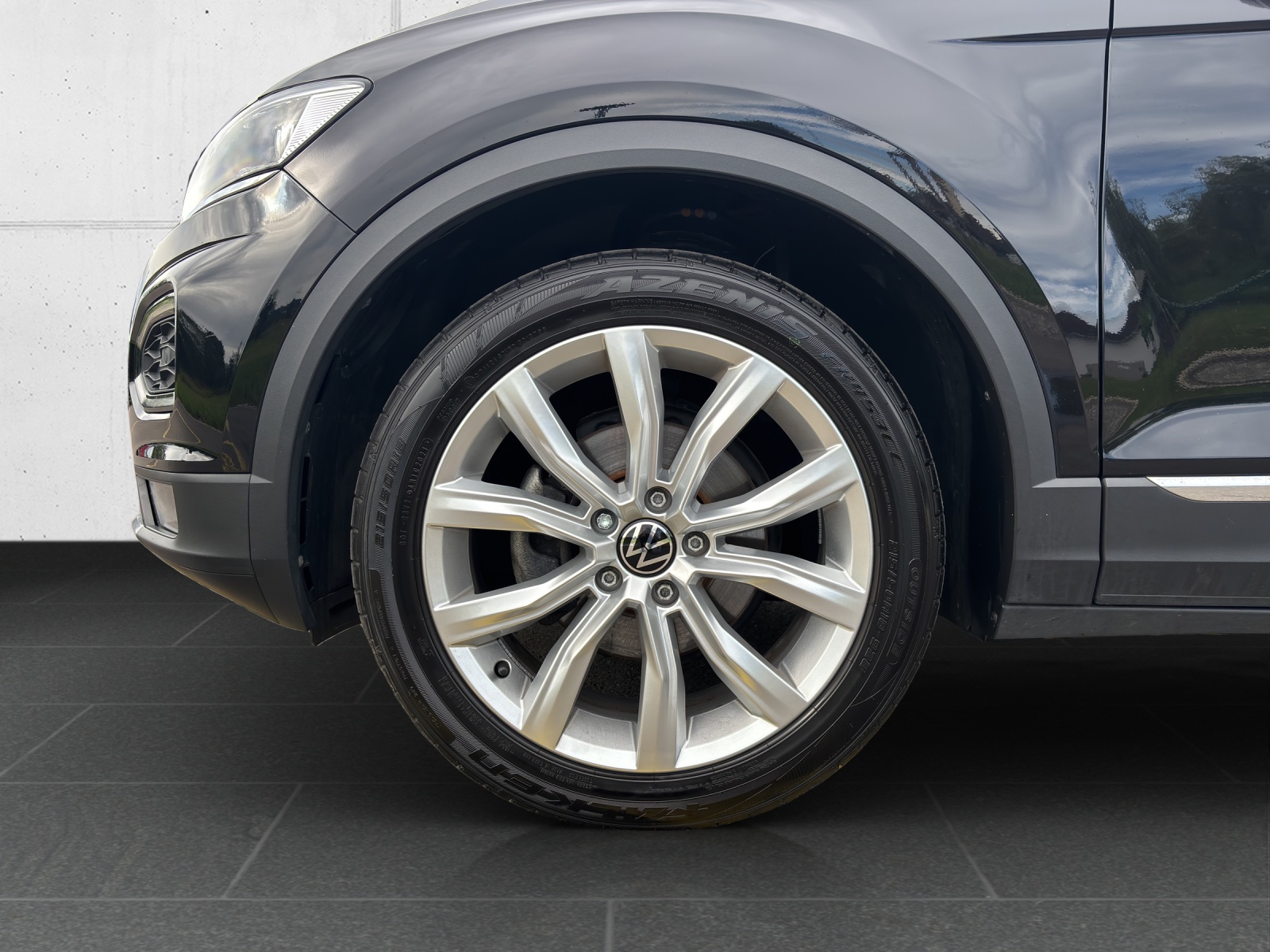 VW T-Roc 1.5 TSI Sport DSG mit AHK & Rückfahrkamera-image-7