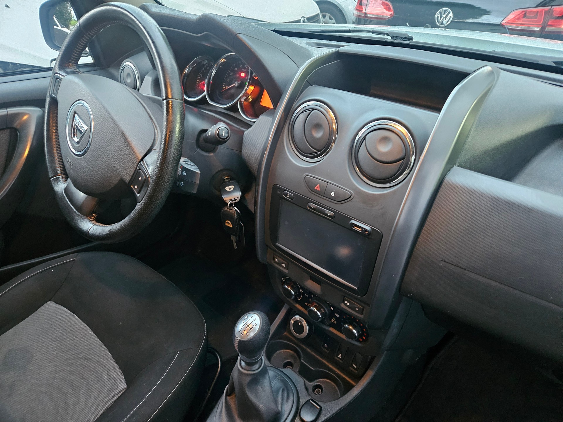 DACIA Duster 1.5 dCi Lauréate 4x4-image-7