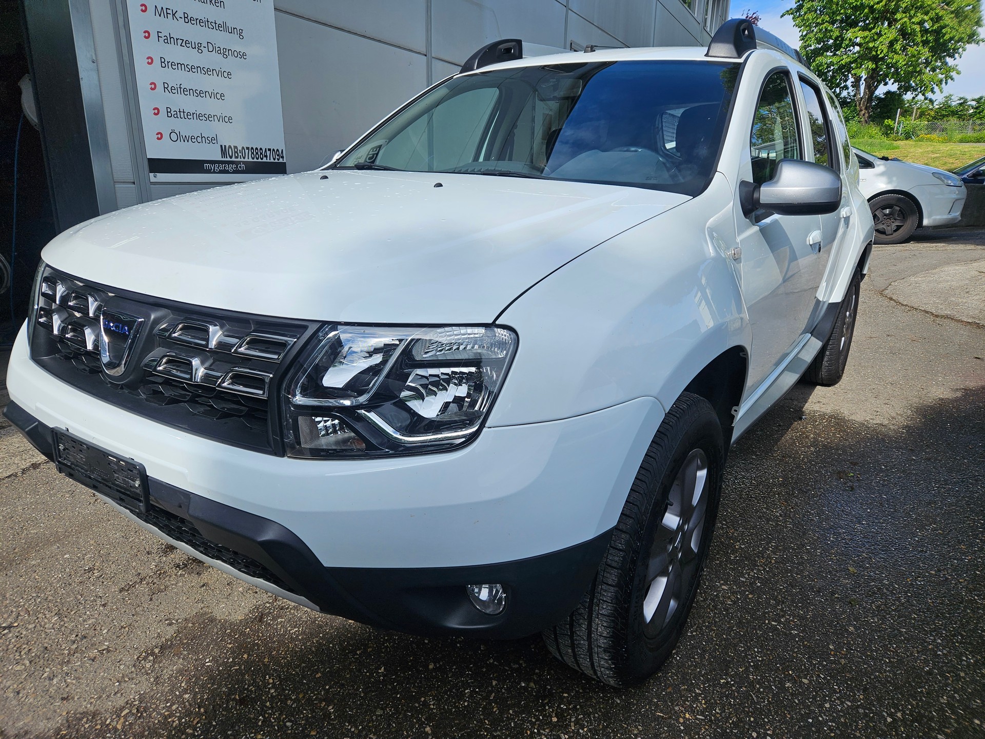 DACIA Duster 1.5 dCi Lauréate 4x4-image-1