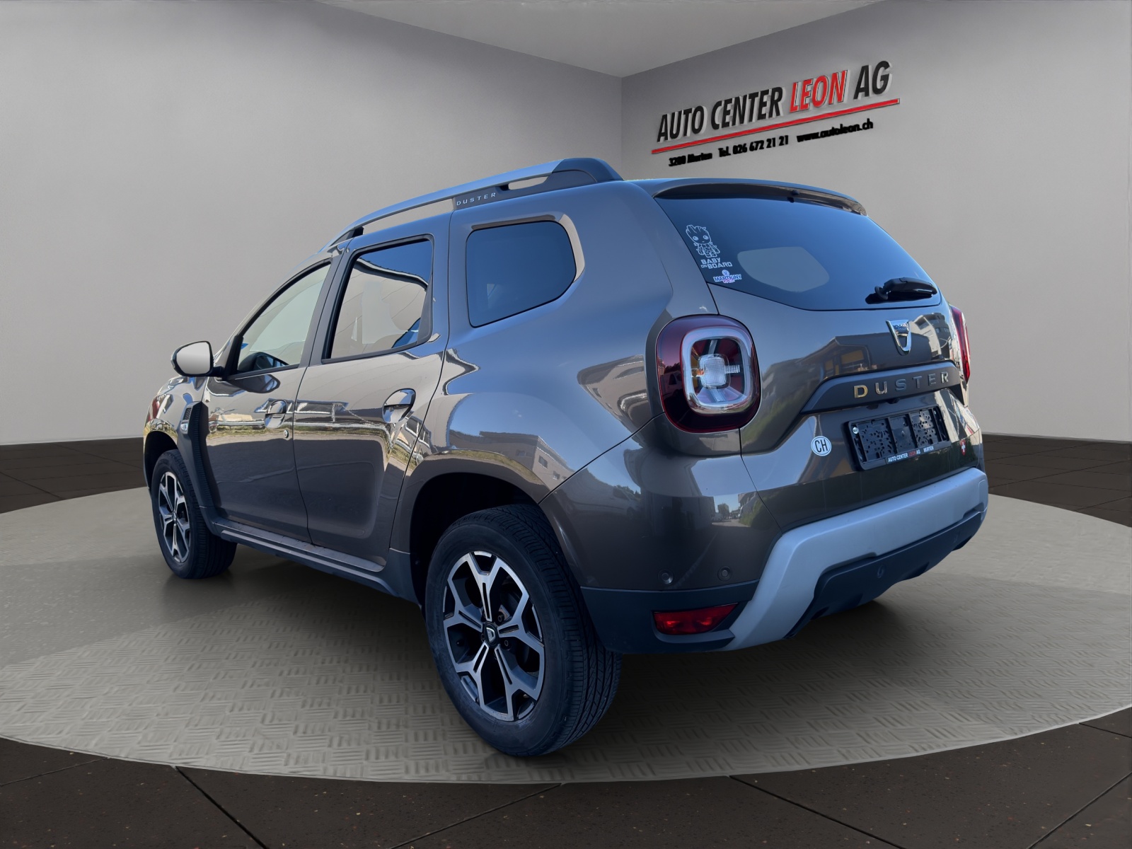 DACIA Duster SCe 115 Comfort 4x2-showroom-element-3