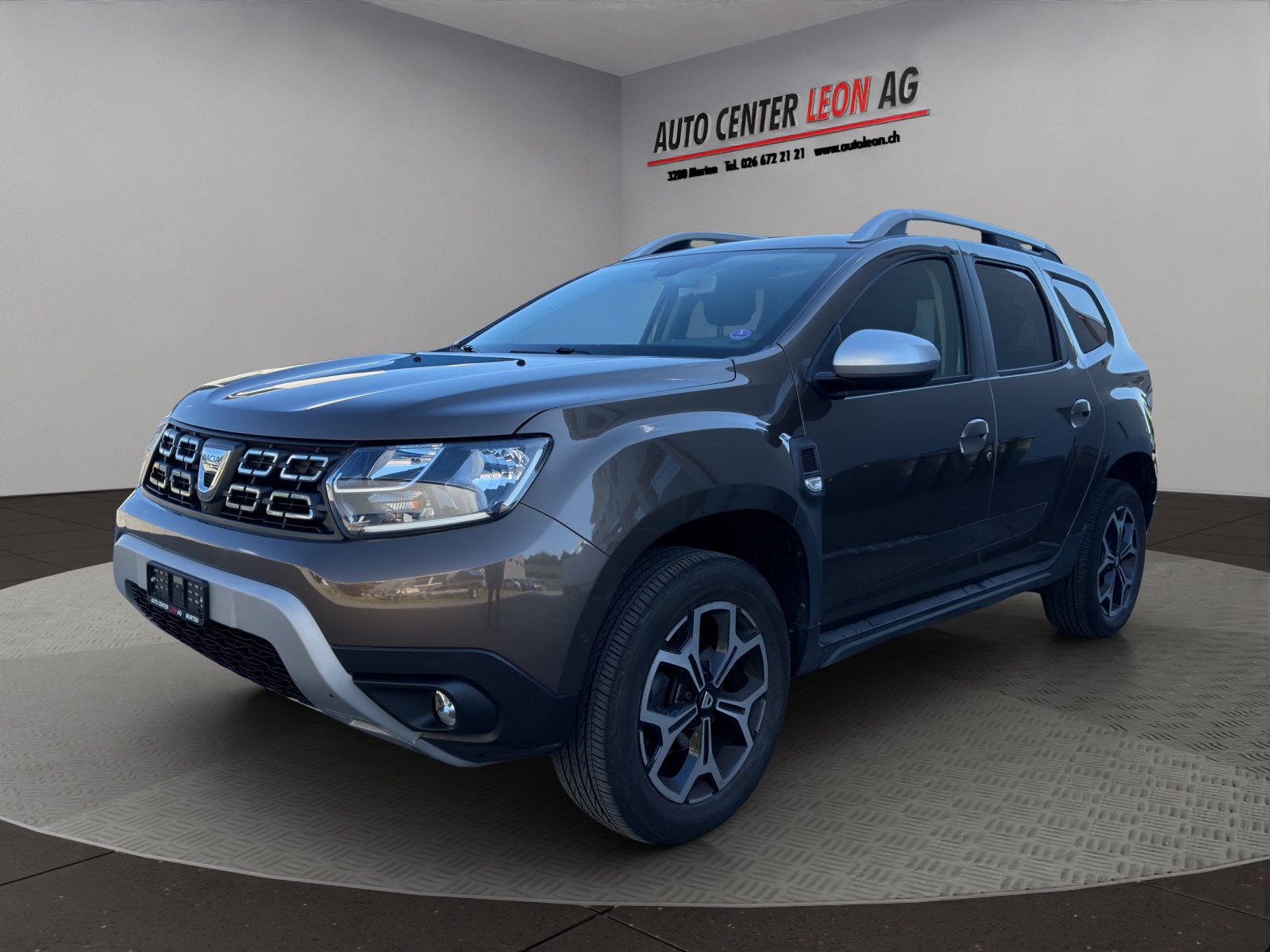 DACIA Duster SCe 115 Comfort 4x2-showroom-element-1