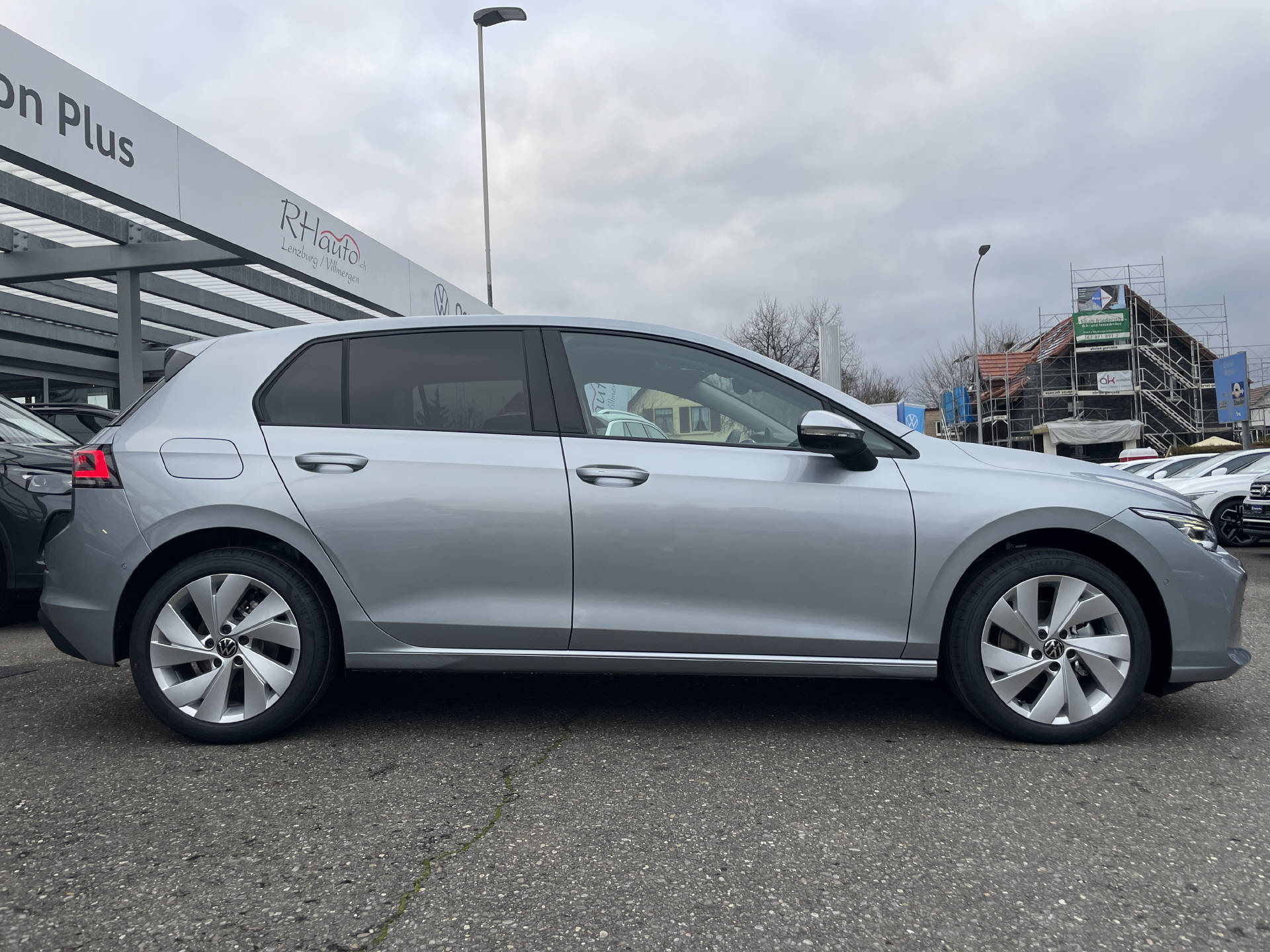 VW Golf VIII 1.5 eTSI UNITED Life DSG-showroom-element-2